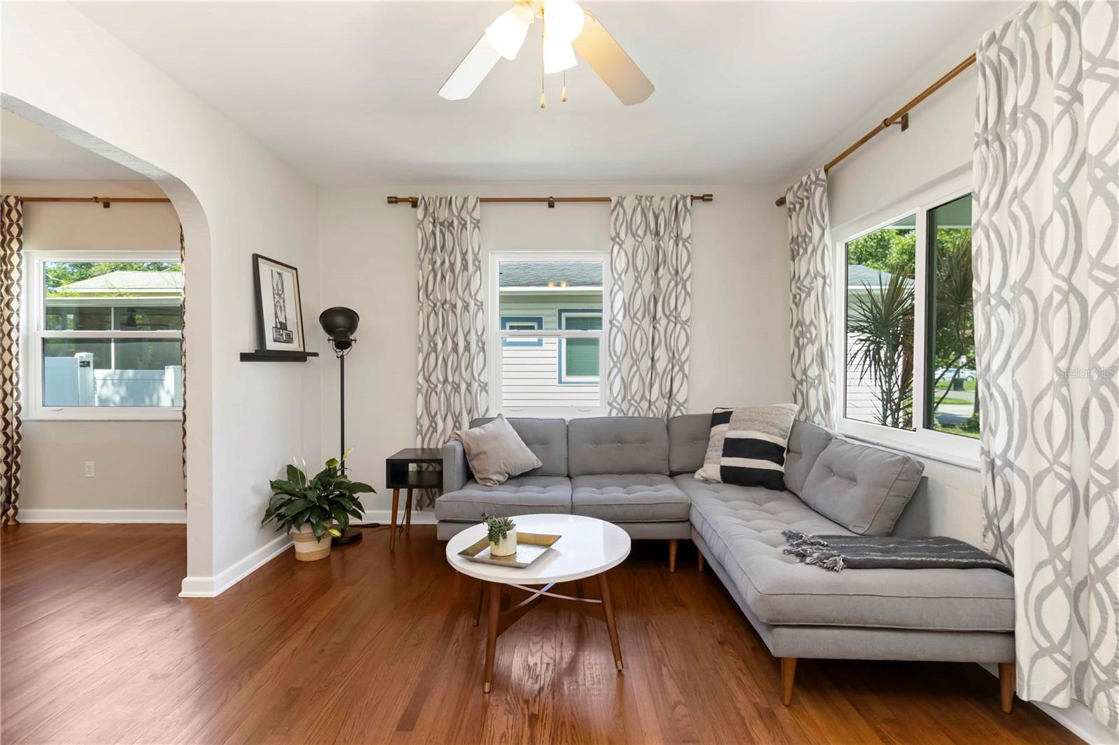 2834 10TH AVE N, ST PETERSBURG, FL, 33713