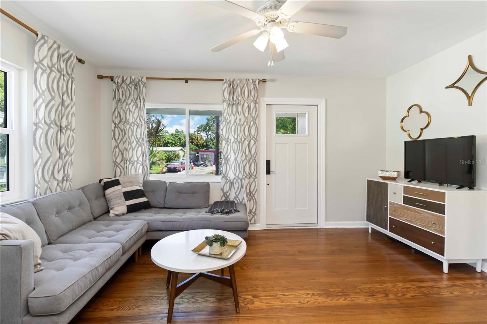 2834 10TH AVE N, ST PETERSBURG, FL, 33713