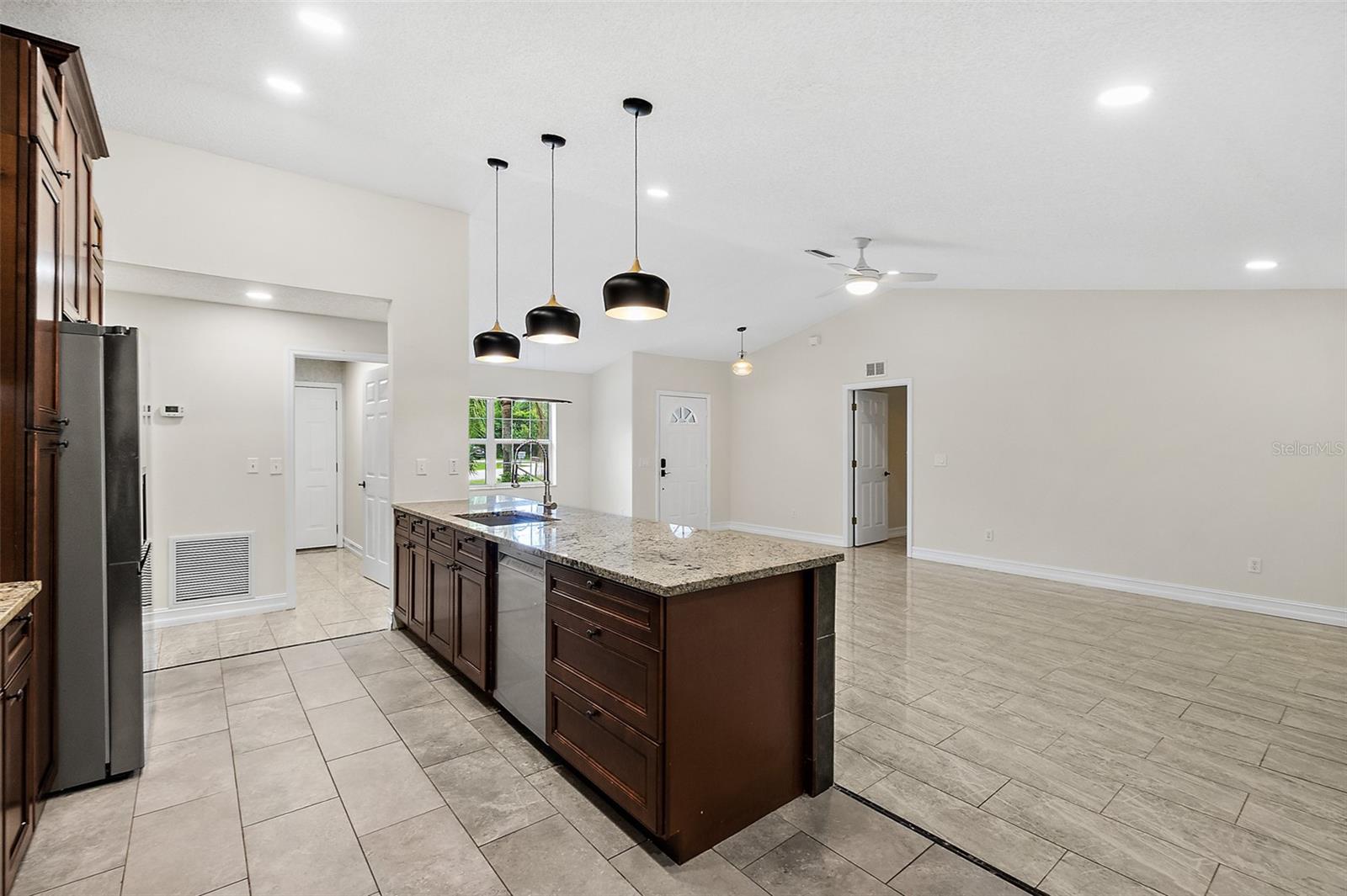 7 ZEOLITE PL, PALM COAST, FL, 32164