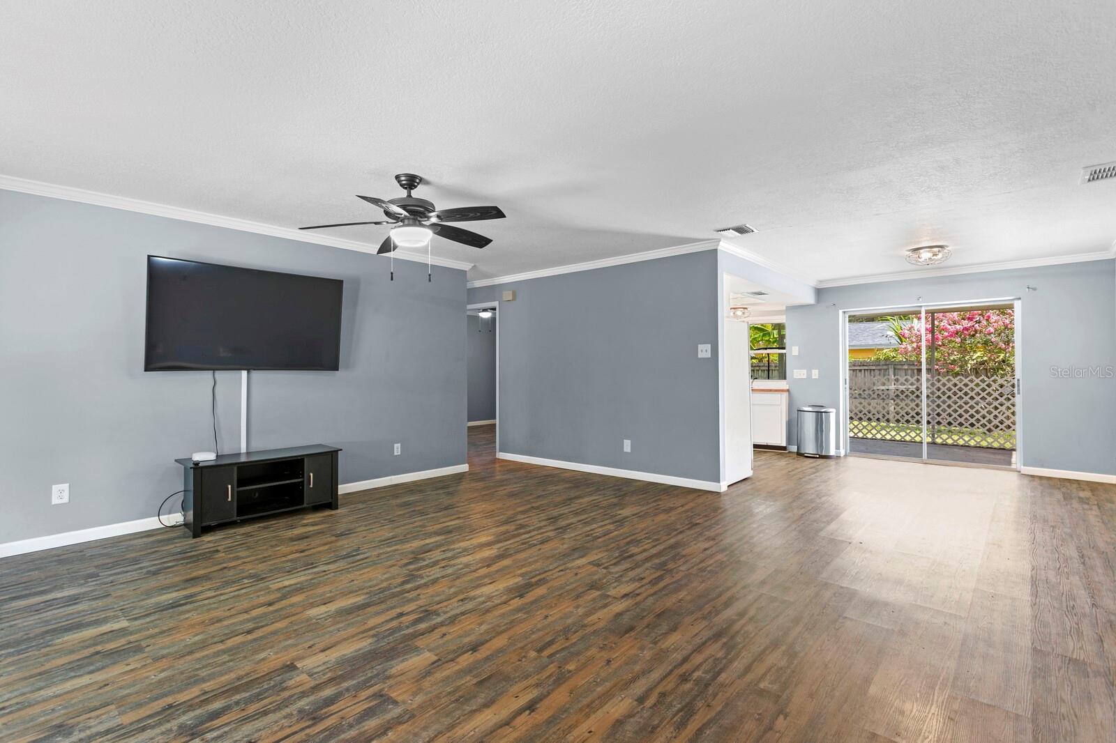 5860 99TH AVE N, PINELLAS PARK, FL, 33782