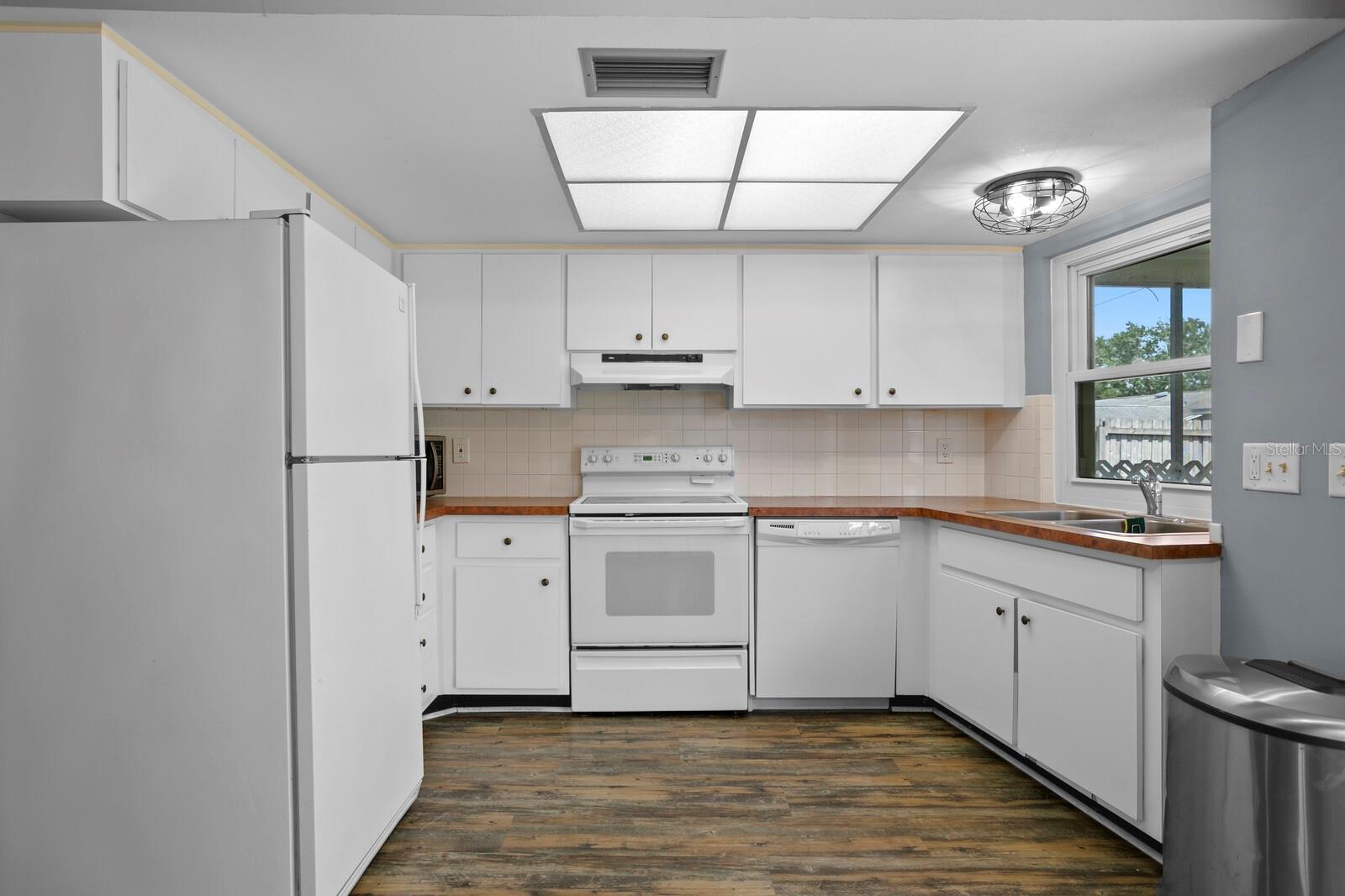 5860 99TH AVE N, PINELLAS PARK, FL, 33782