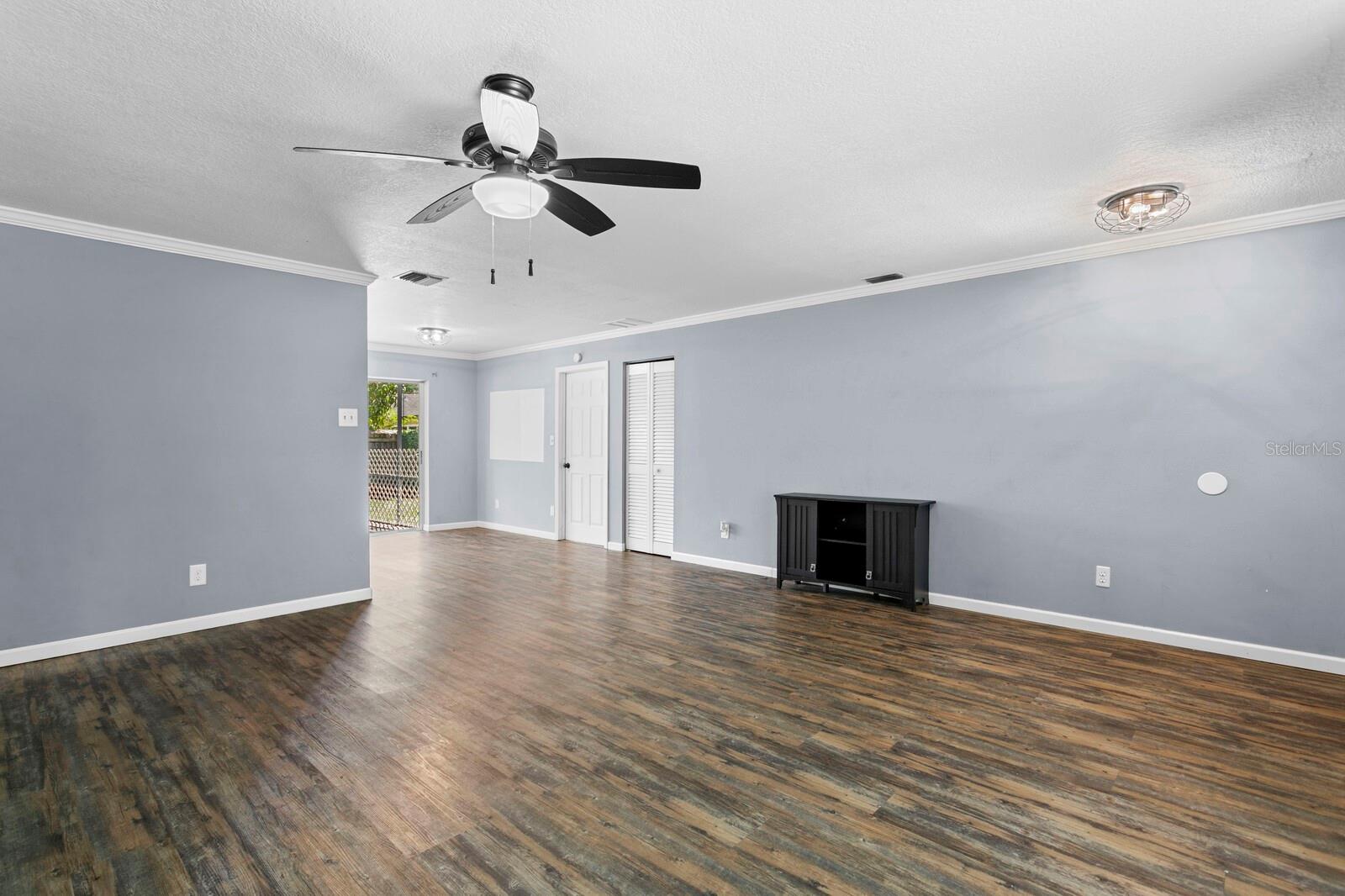 5860 99TH AVE N, PINELLAS PARK, FL, 33782