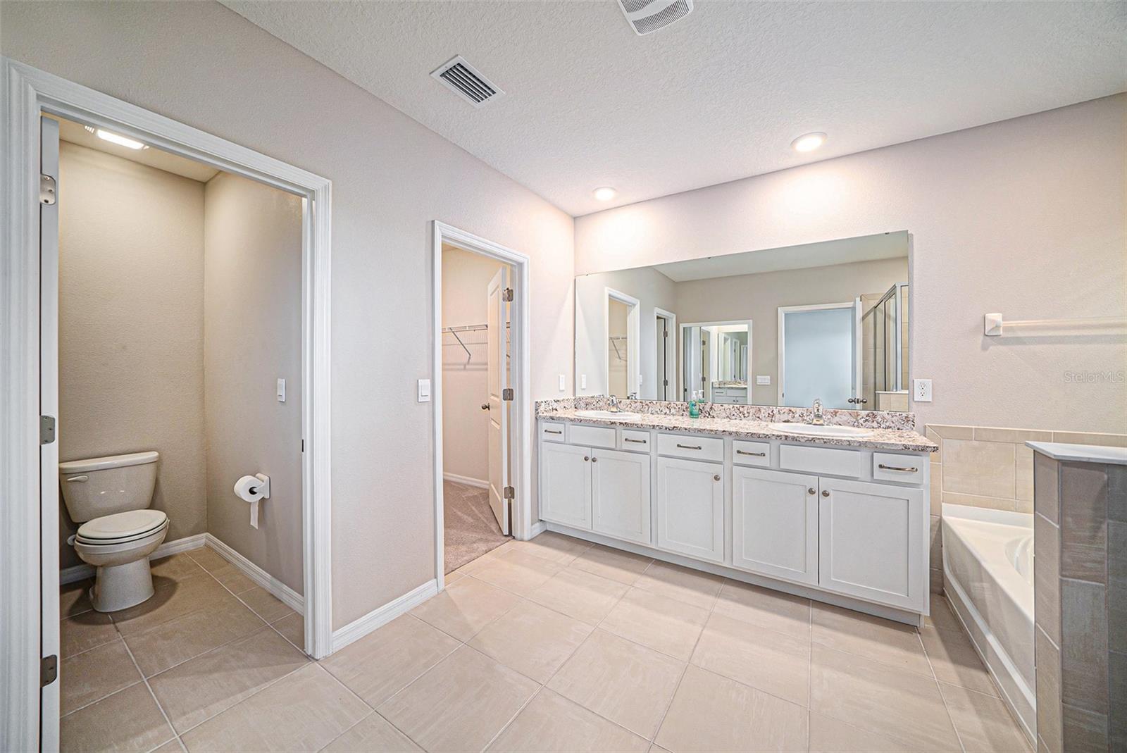 5430 THISTLE FIELD CT, WESLEY CHAPEL, FL, 33545