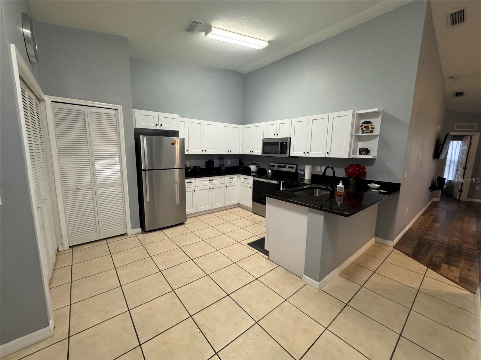 2802 CLUB CORTILE CIR #B, KISSIMMEE, FL, 34746