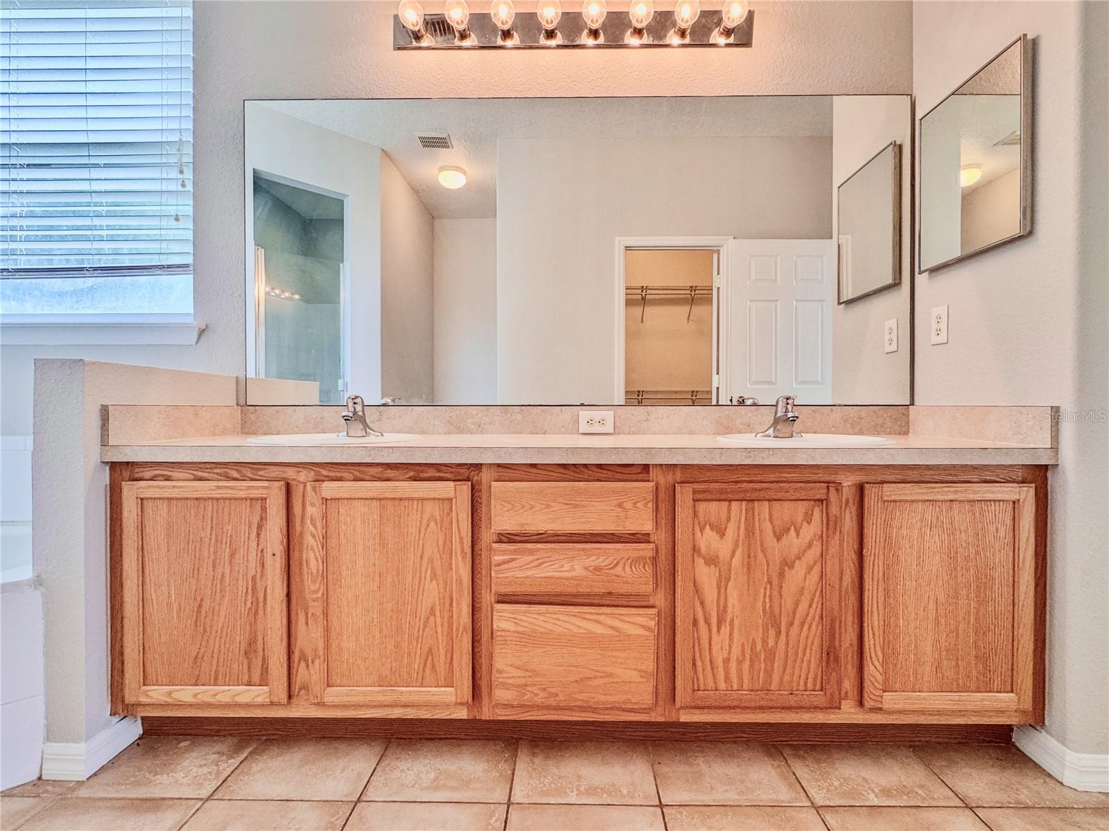 1637 MISTFLOWER LN, WINTER GARDEN, FL, 34787