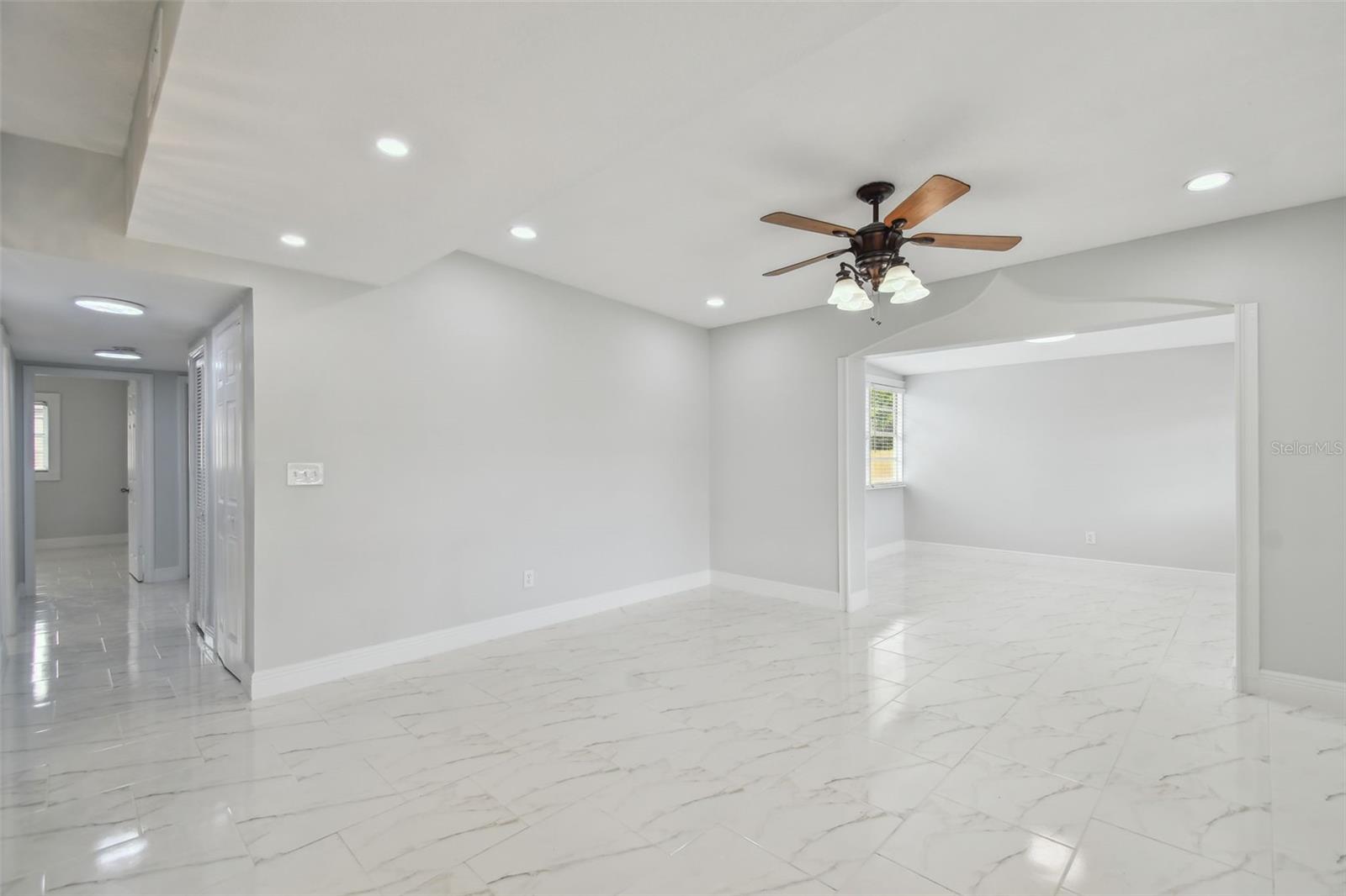 1905 E BROAD ST, TAMPA, FL, 33610