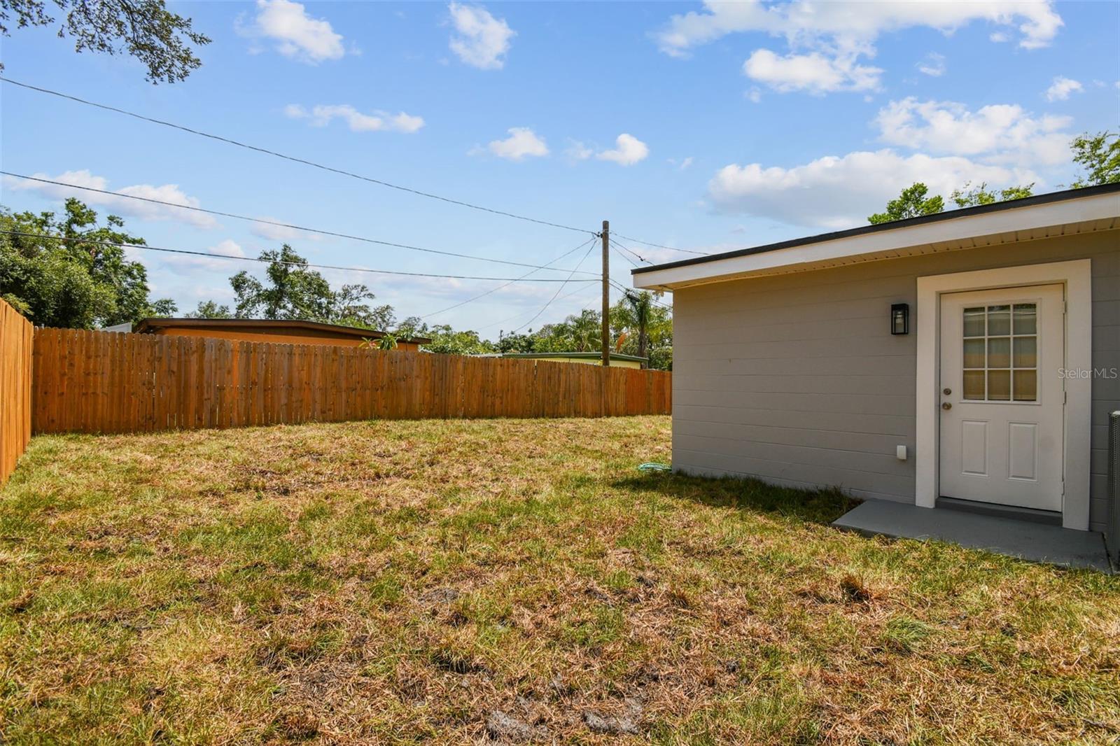 1905 E BROAD ST, TAMPA, FL, 33610