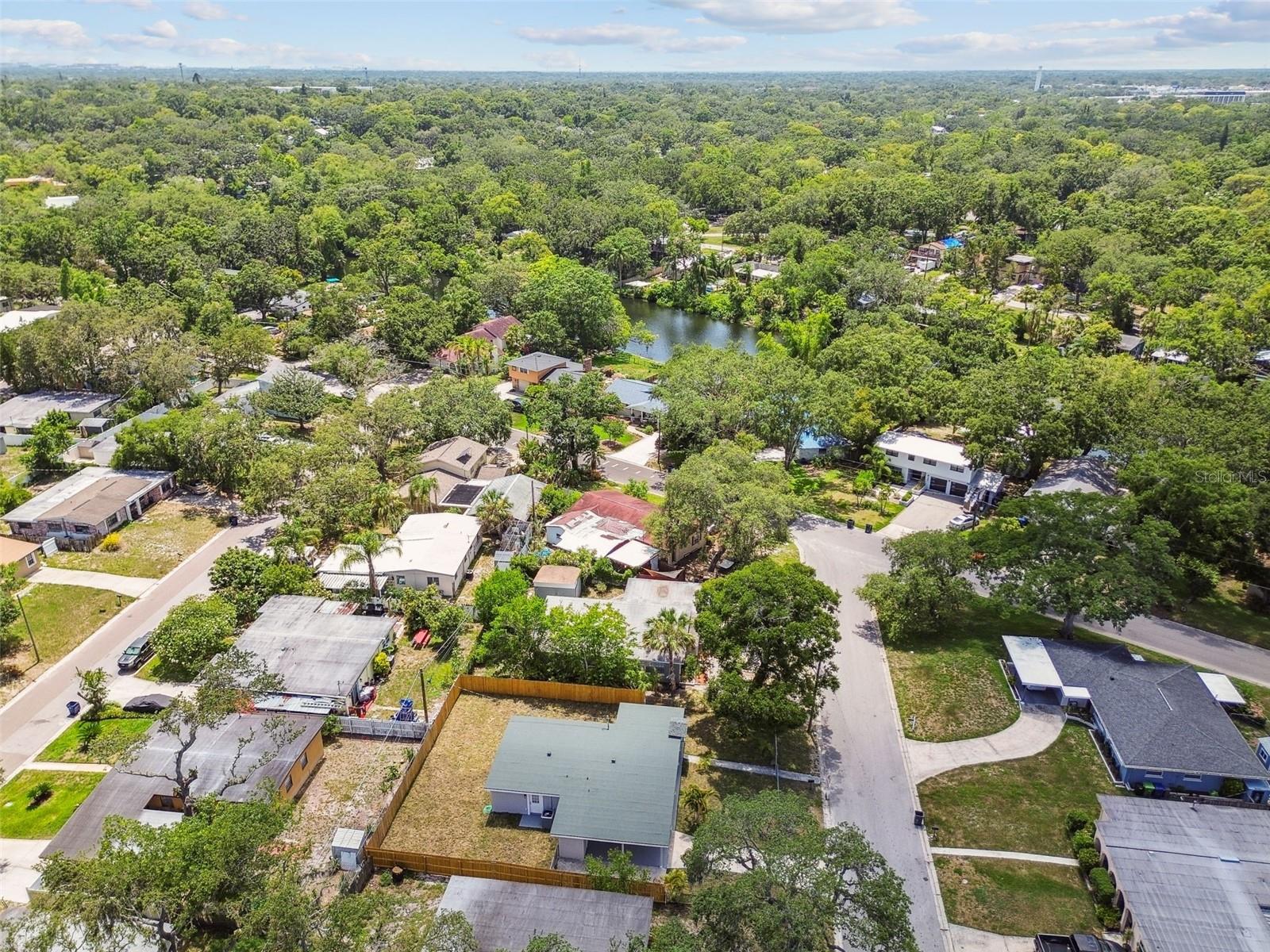 1905 E BROAD ST, TAMPA, FL, 33610