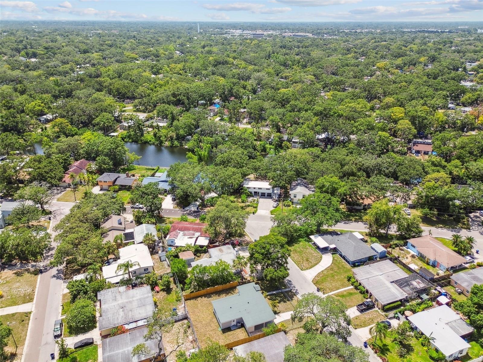 1905 E BROAD ST, TAMPA, FL, 33610