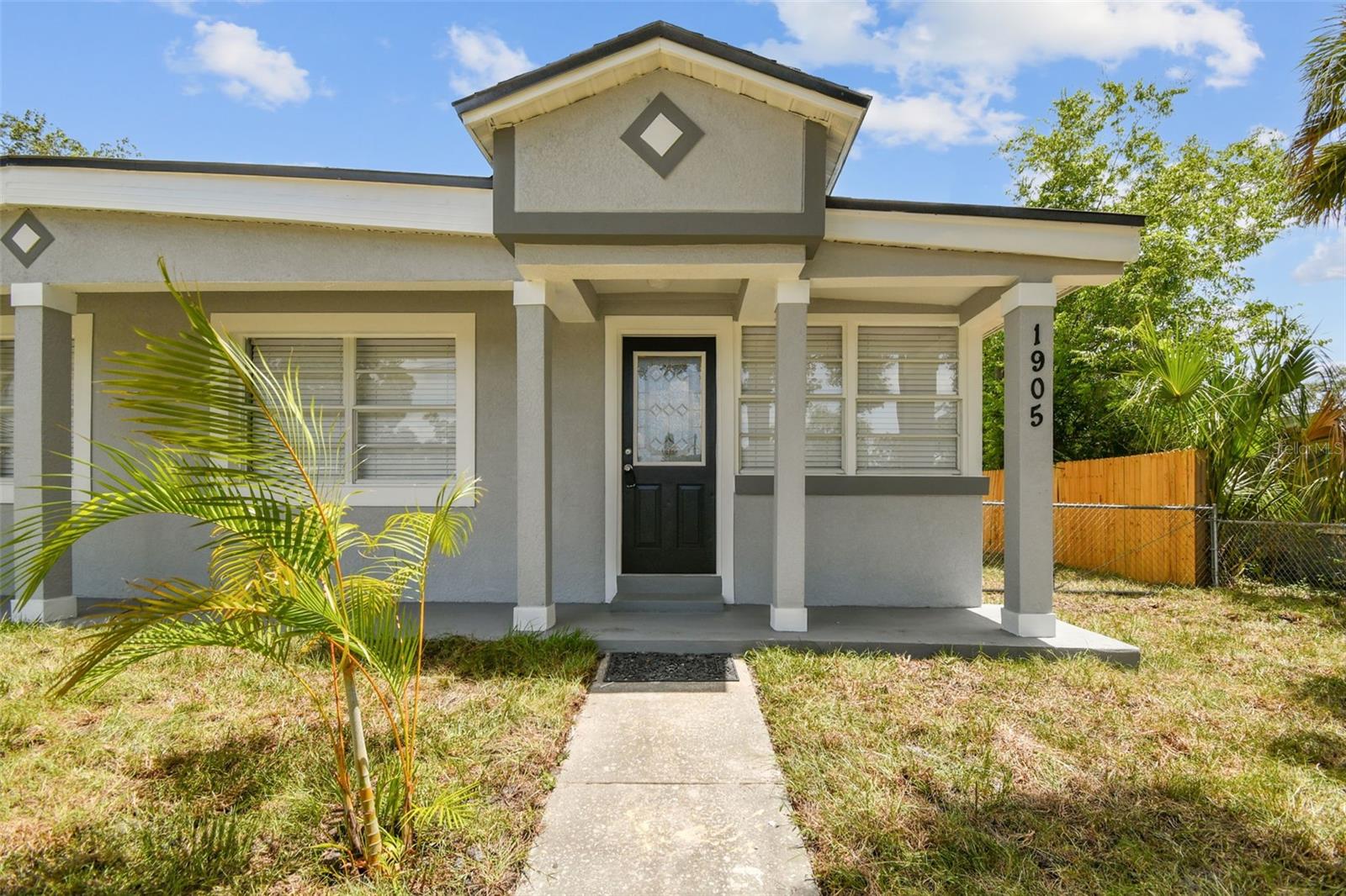 1905 E BROAD ST, TAMPA, FL, 33610