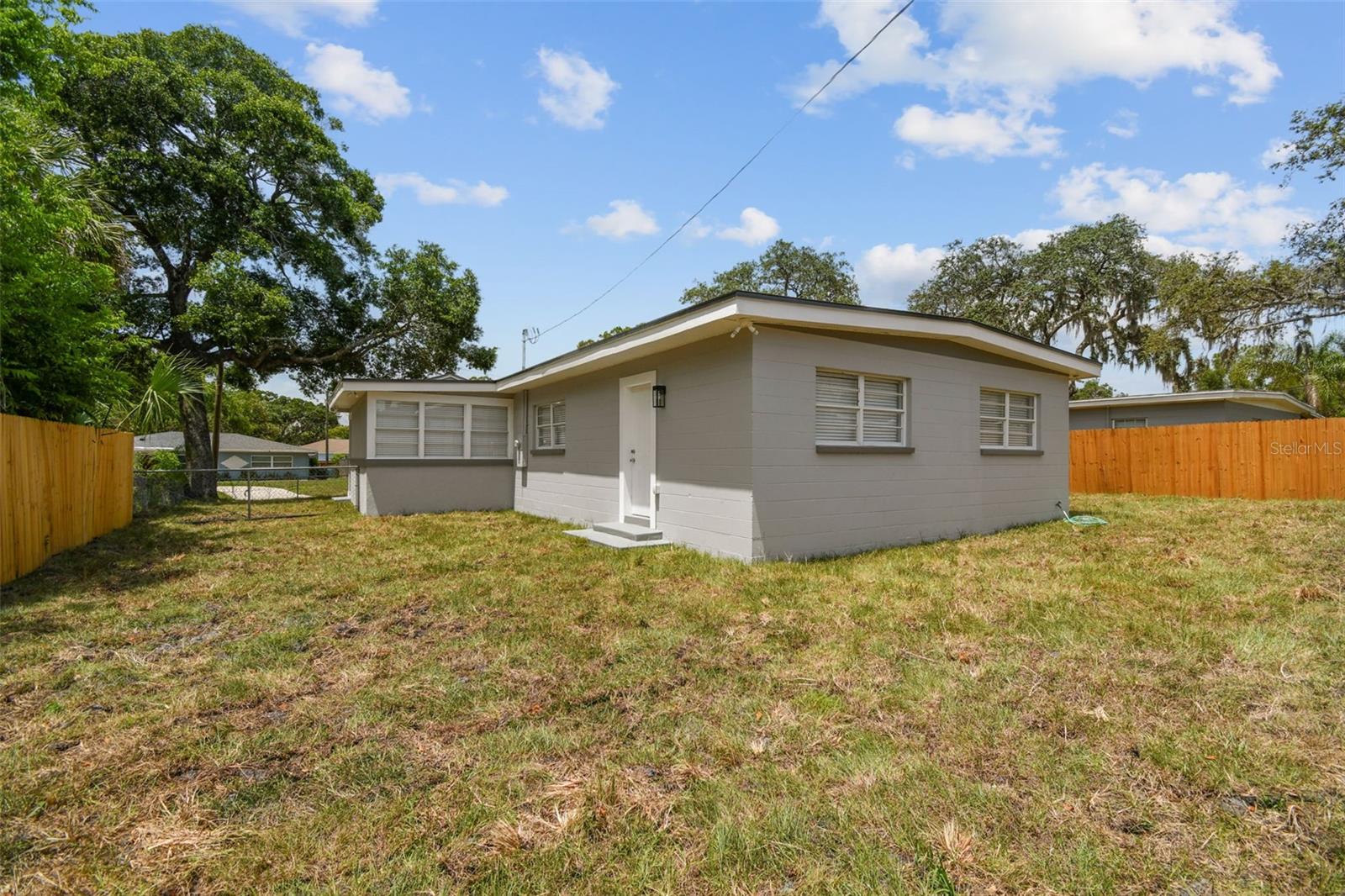 1905 E BROAD ST, TAMPA, FL, 33610