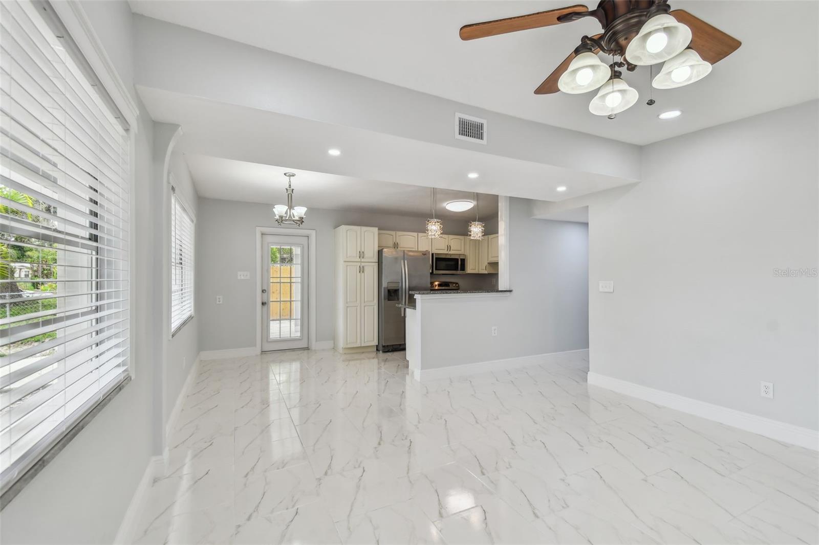 1905 E BROAD ST, TAMPA, FL, 33610