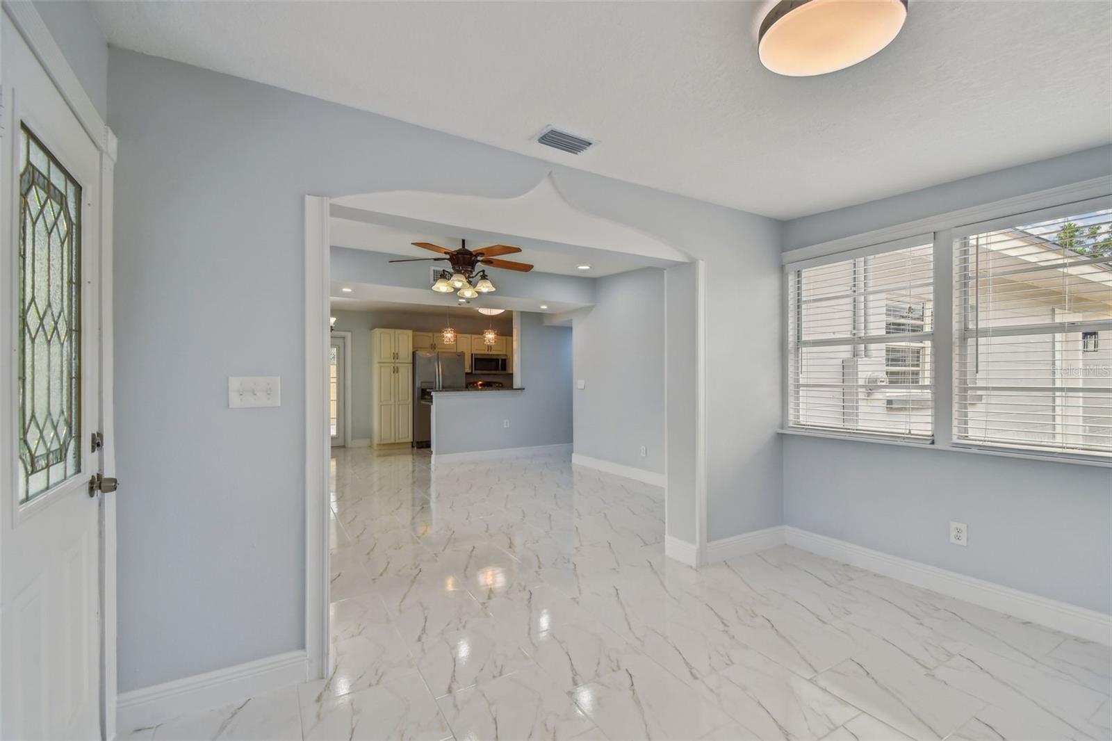 1905 E BROAD ST, TAMPA, FL, 33610