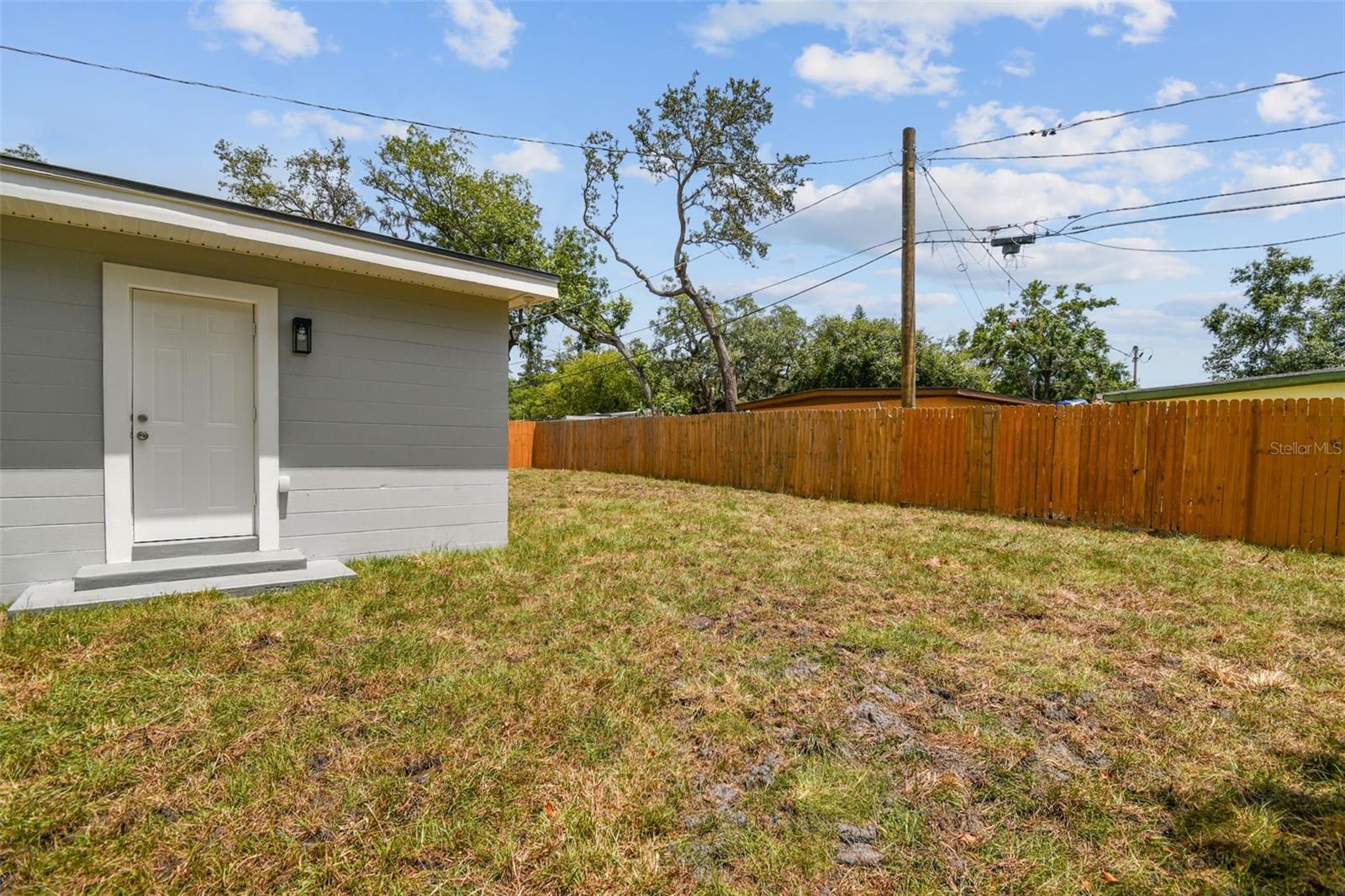 1905 E BROAD ST, TAMPA, FL, 33610