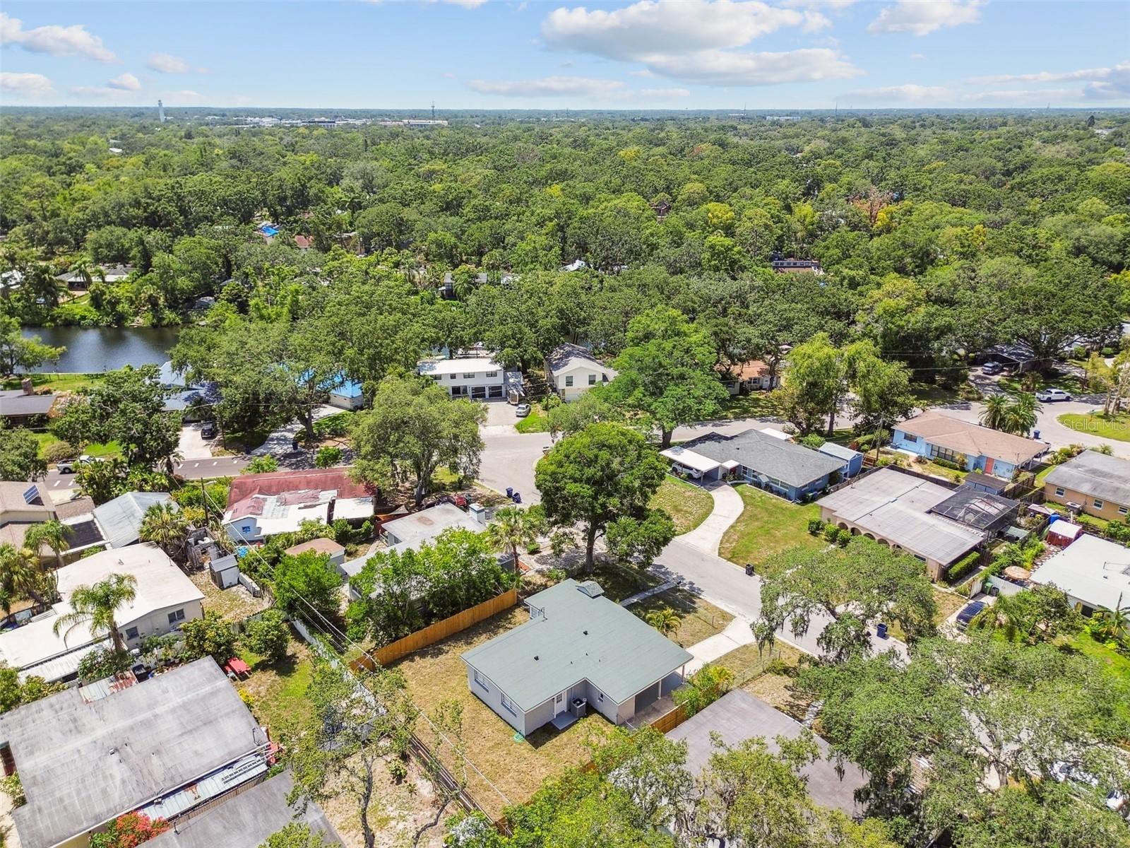 1905 E BROAD ST, TAMPA, FL, 33610