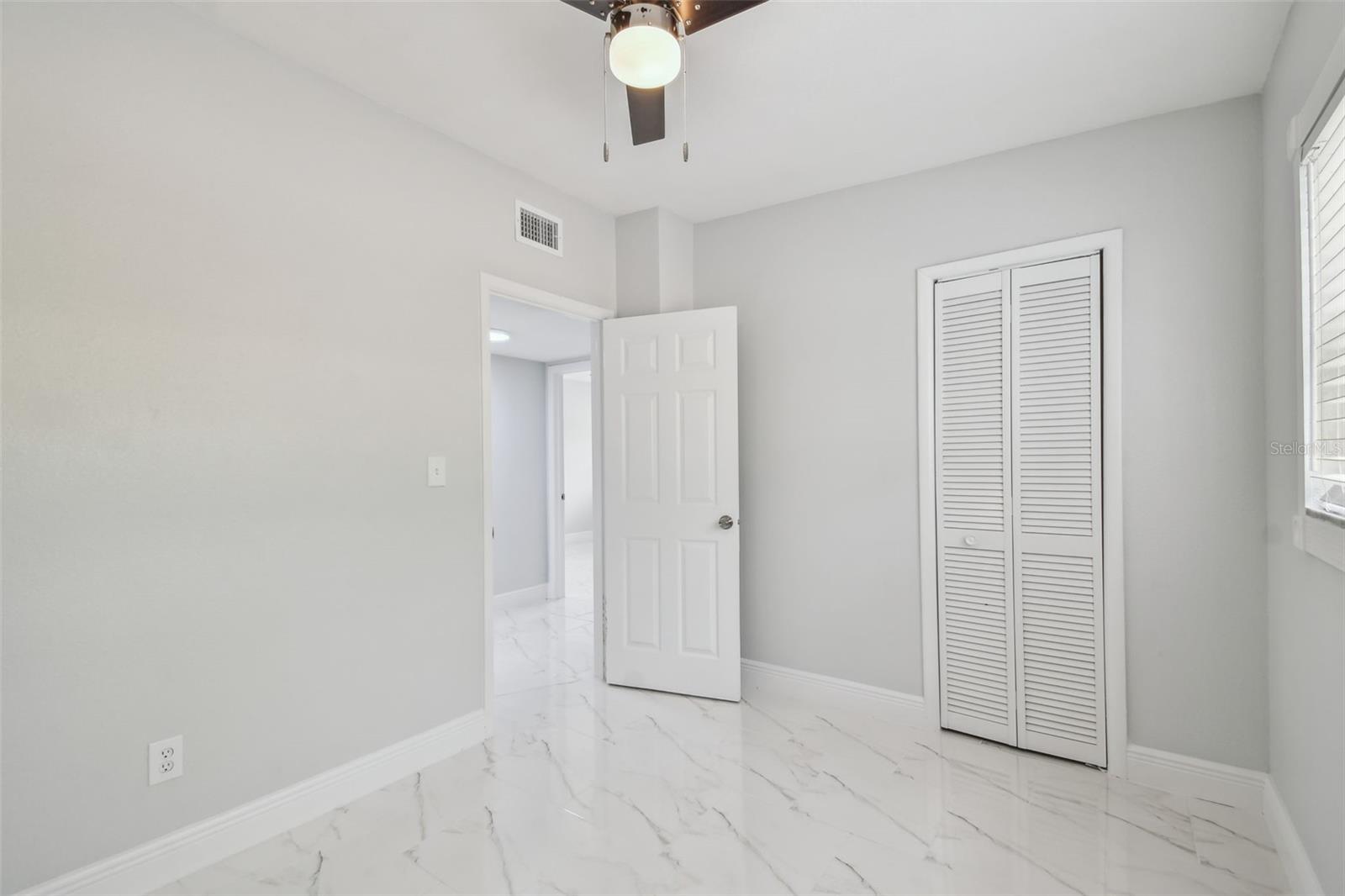 1905 E BROAD ST, TAMPA, FL, 33610