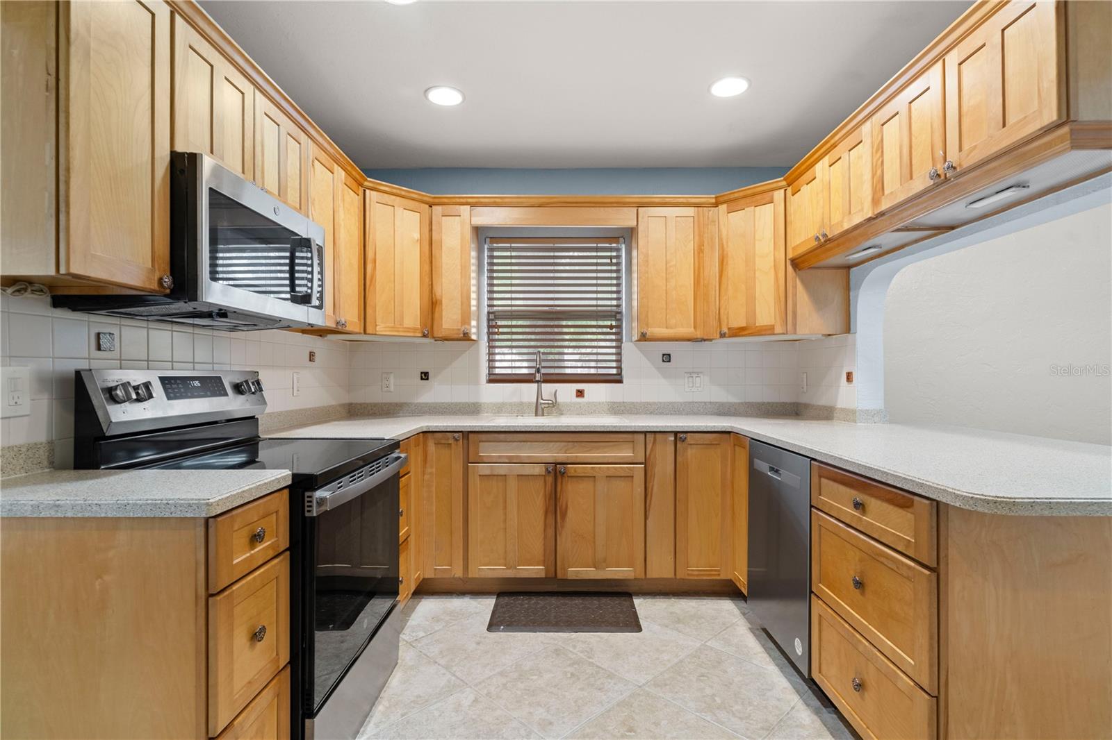 486 27TH AVE N, ST PETERSBURG, FL, 33704