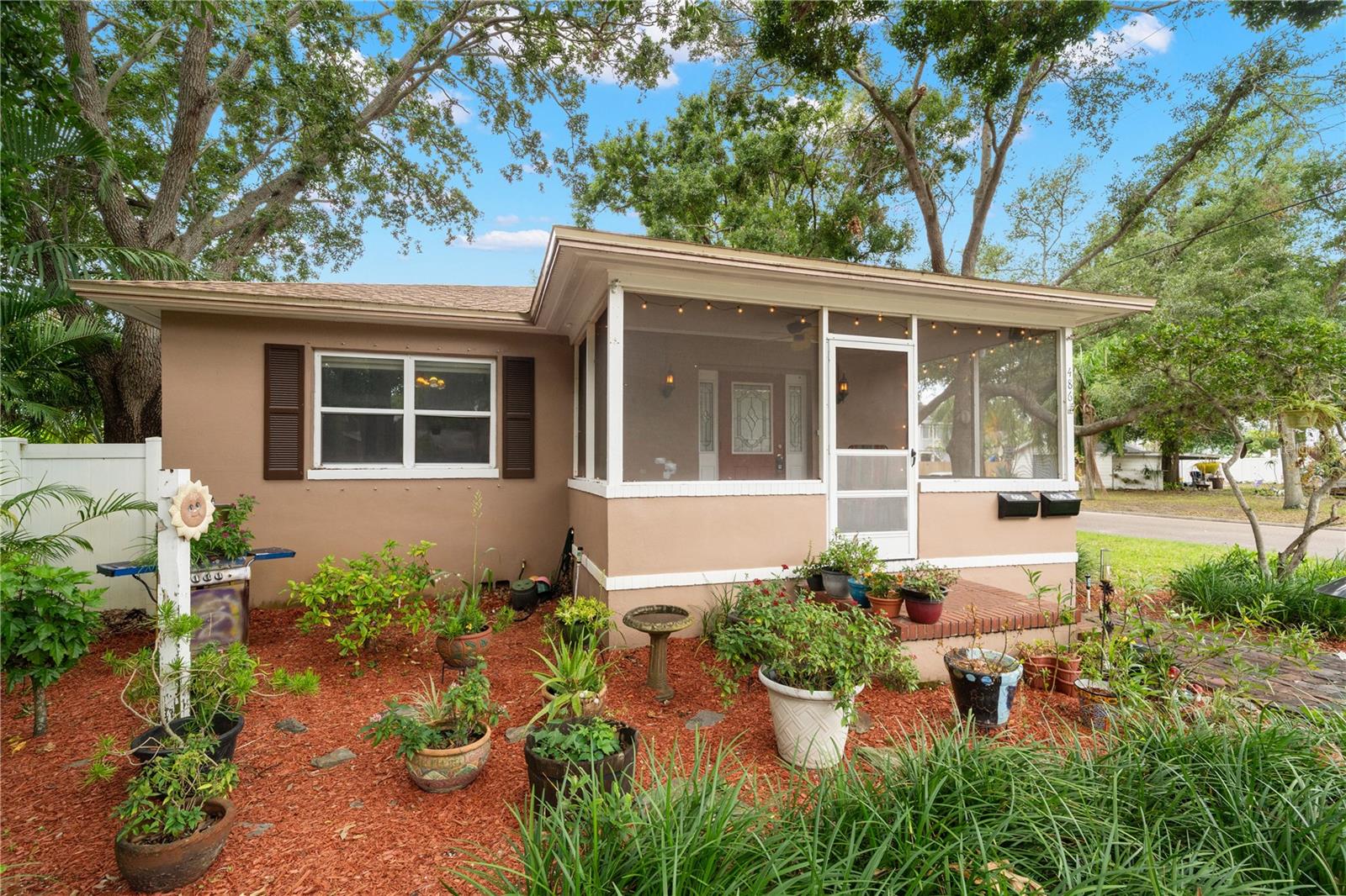 486 27TH AVE N, ST PETERSBURG, FL, 33704