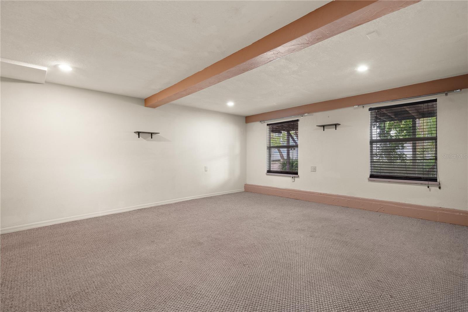 486 27TH AVE N, ST PETERSBURG, FL, 33704