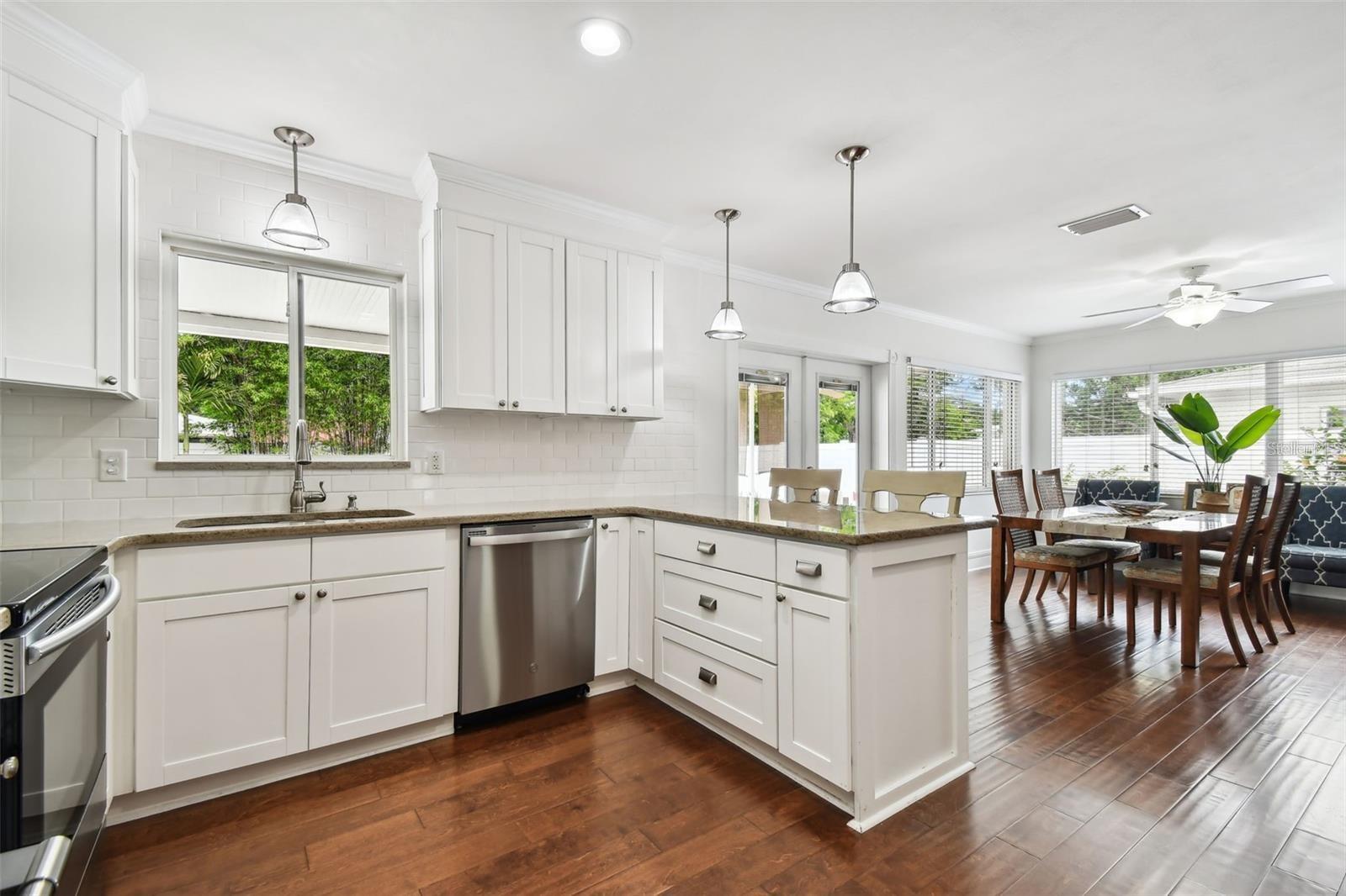 2560 51ST ST N, ST PETERSBURG, FL, 33710