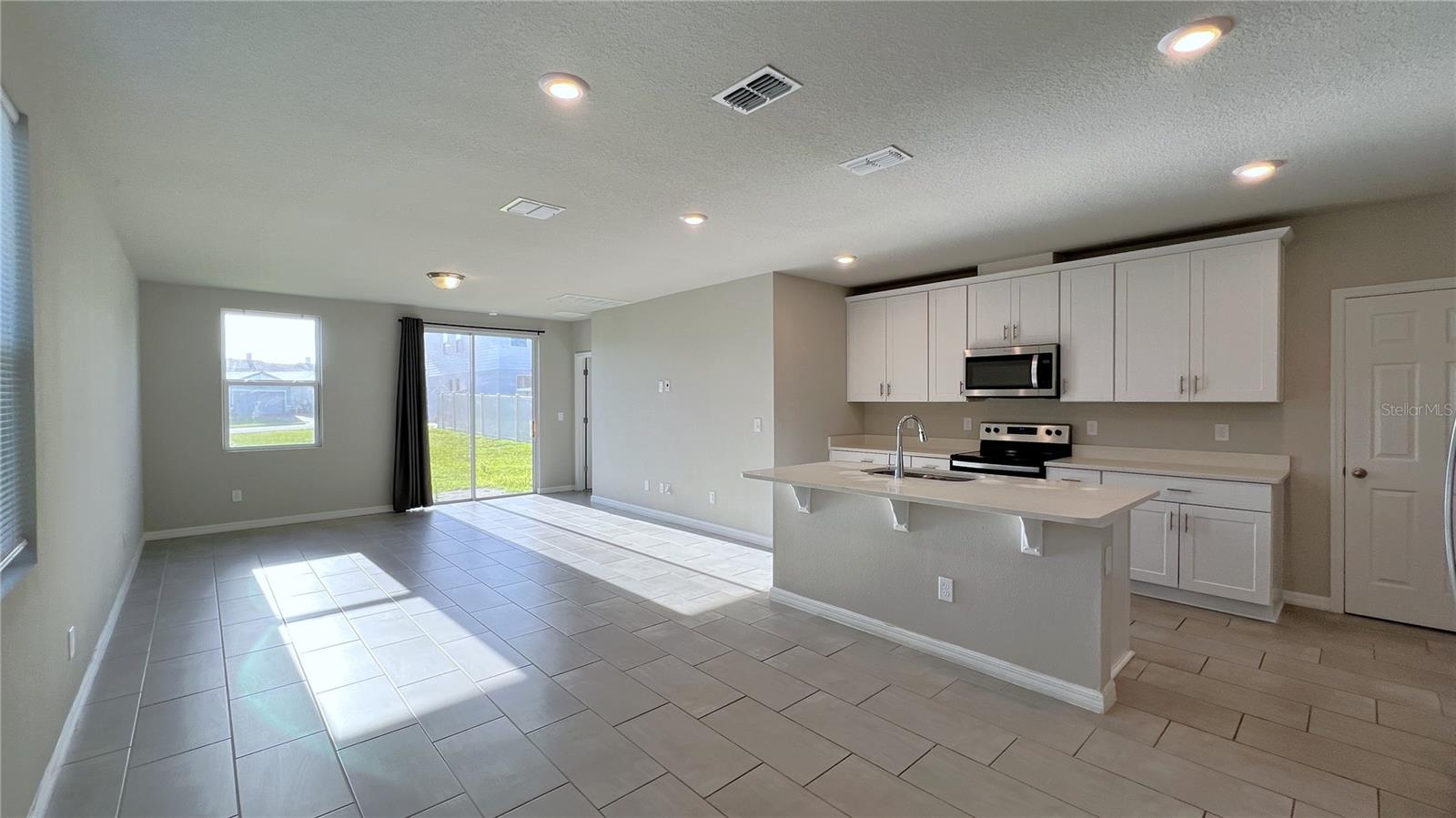 3253 BELLA VISTA DR, DAVENPORT, FL, 33896