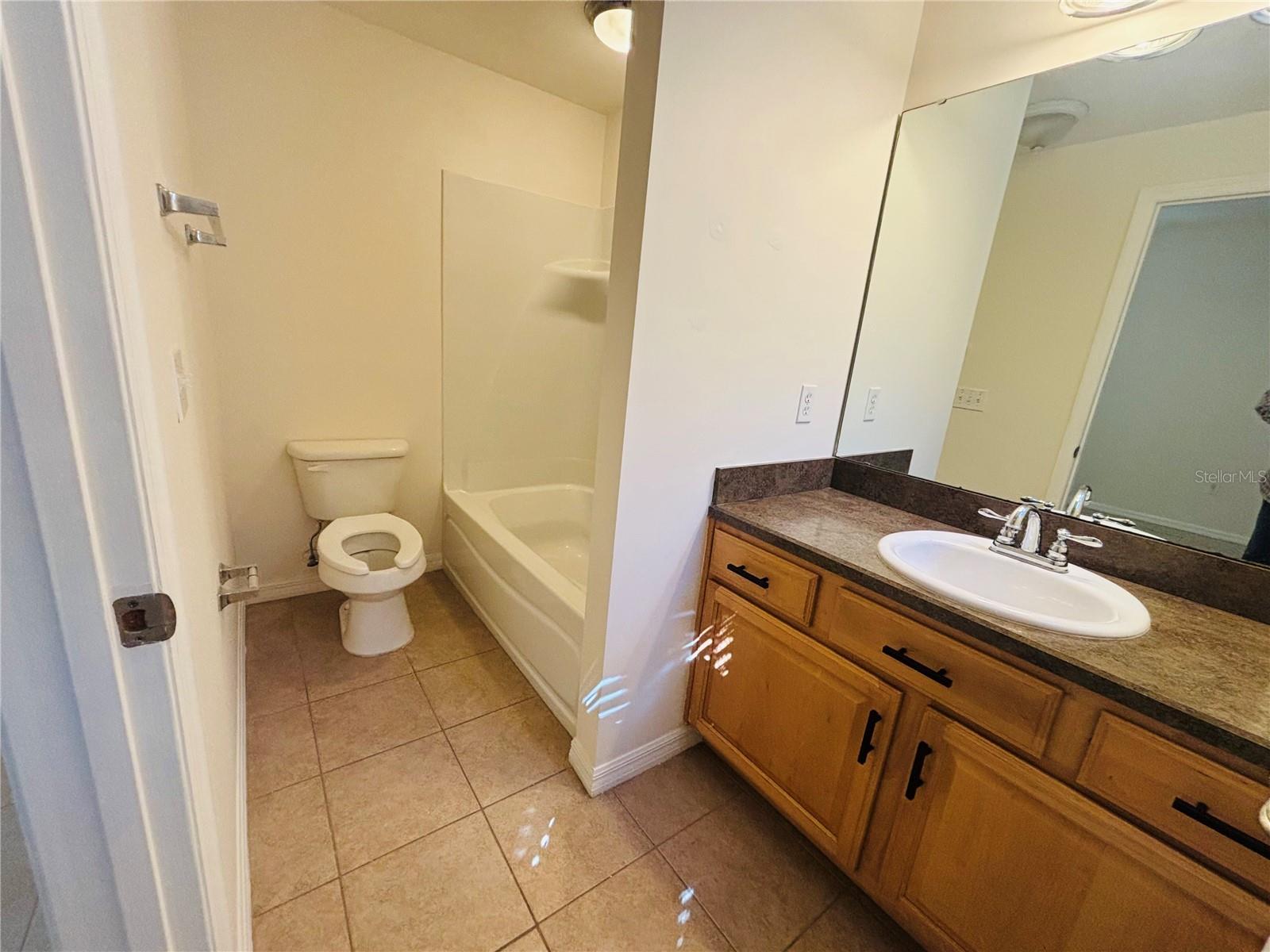 820 NW 19TH AVE #B, GAINESVILLE,, FL, 32609