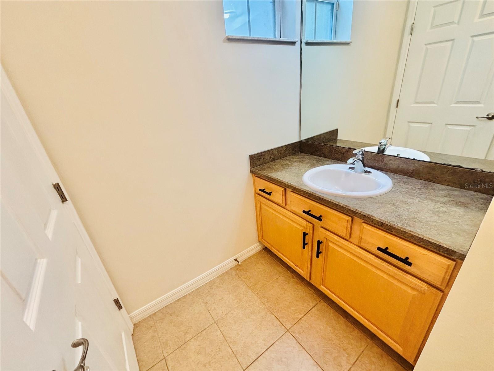 820 NW 19TH AVE #B, GAINESVILLE,, FL, 32609