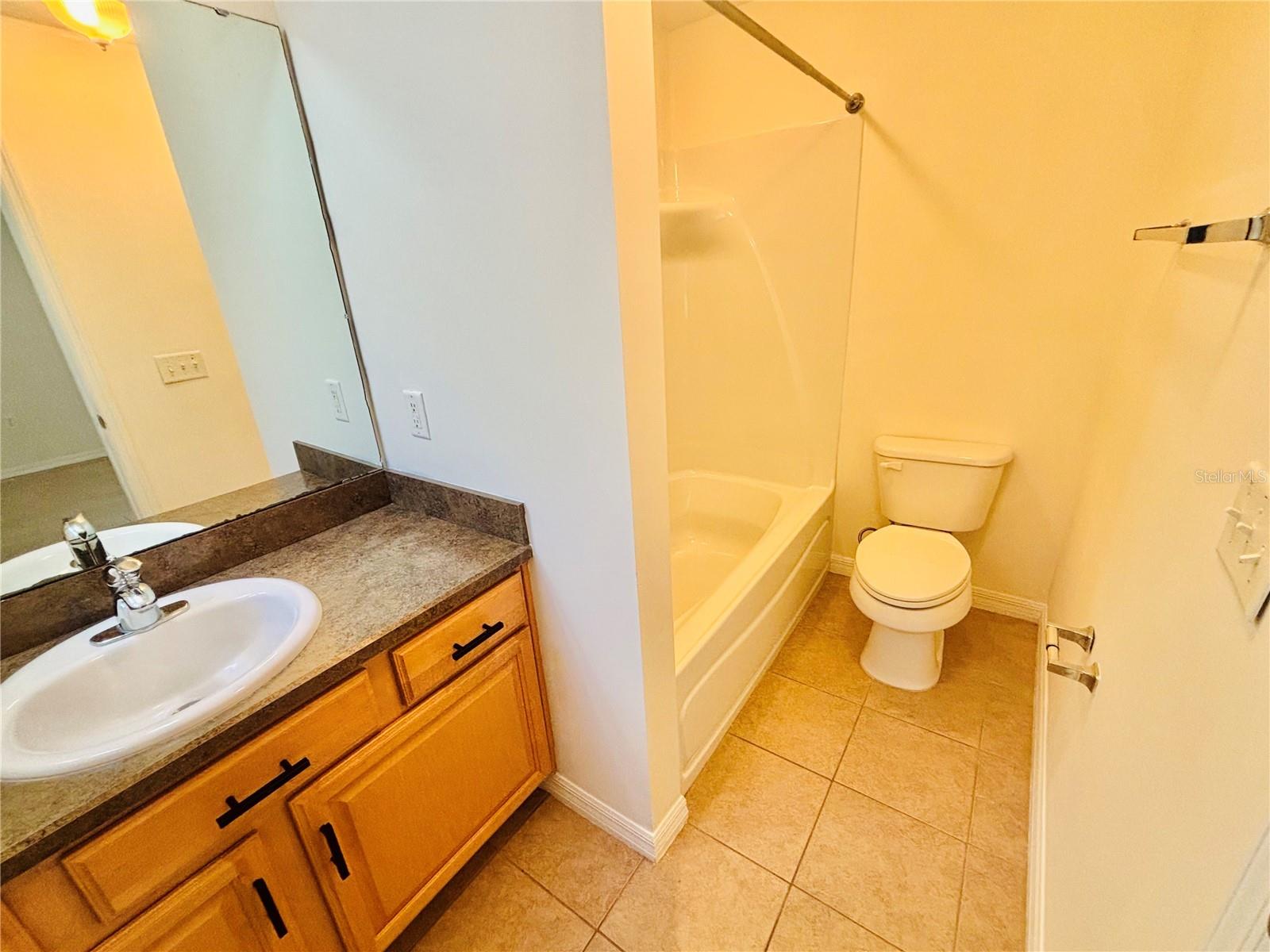 820 NW 19TH AVE #B, GAINESVILLE,, FL, 32609