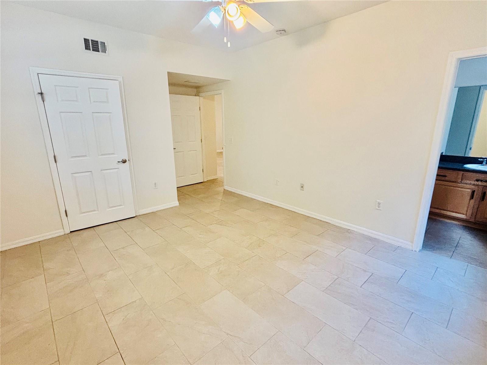 820 NW 19TH AVE #B, GAINESVILLE,, FL, 32609