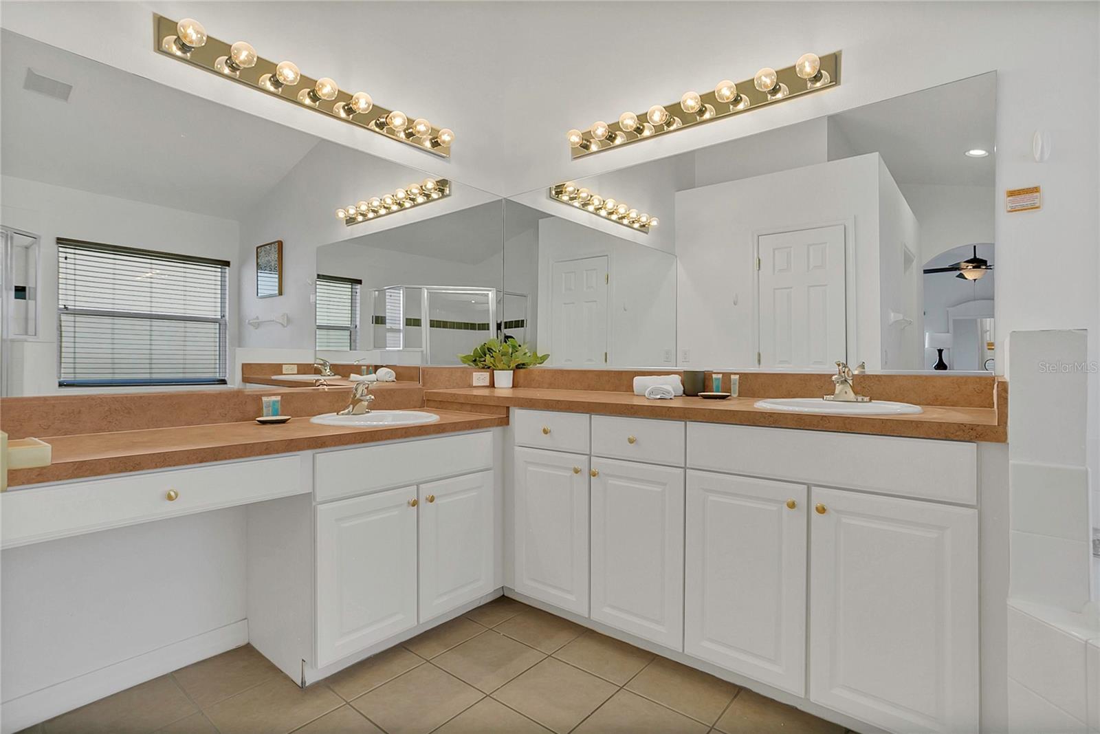 147 BRIDGEWATER DR, DAVENPORT, FL, 33897