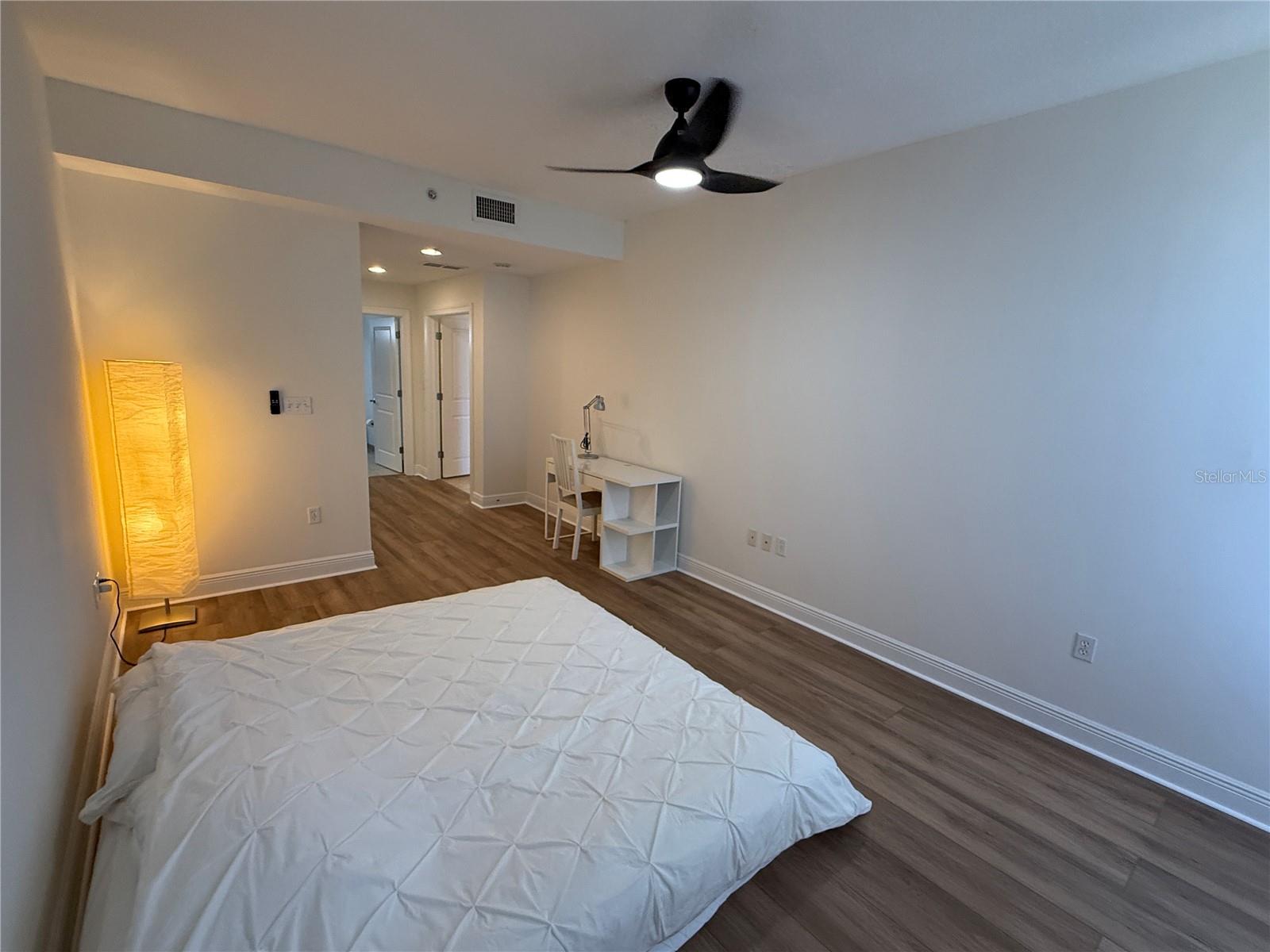 628 CLEVELAND ST #1210, CLEARWATER, FL, 33755