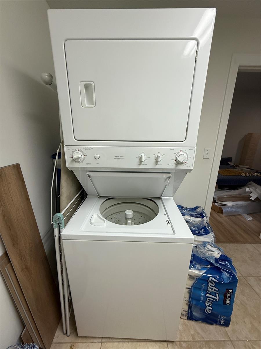 628 CLEVELAND ST #1210, CLEARWATER, FL, 33755