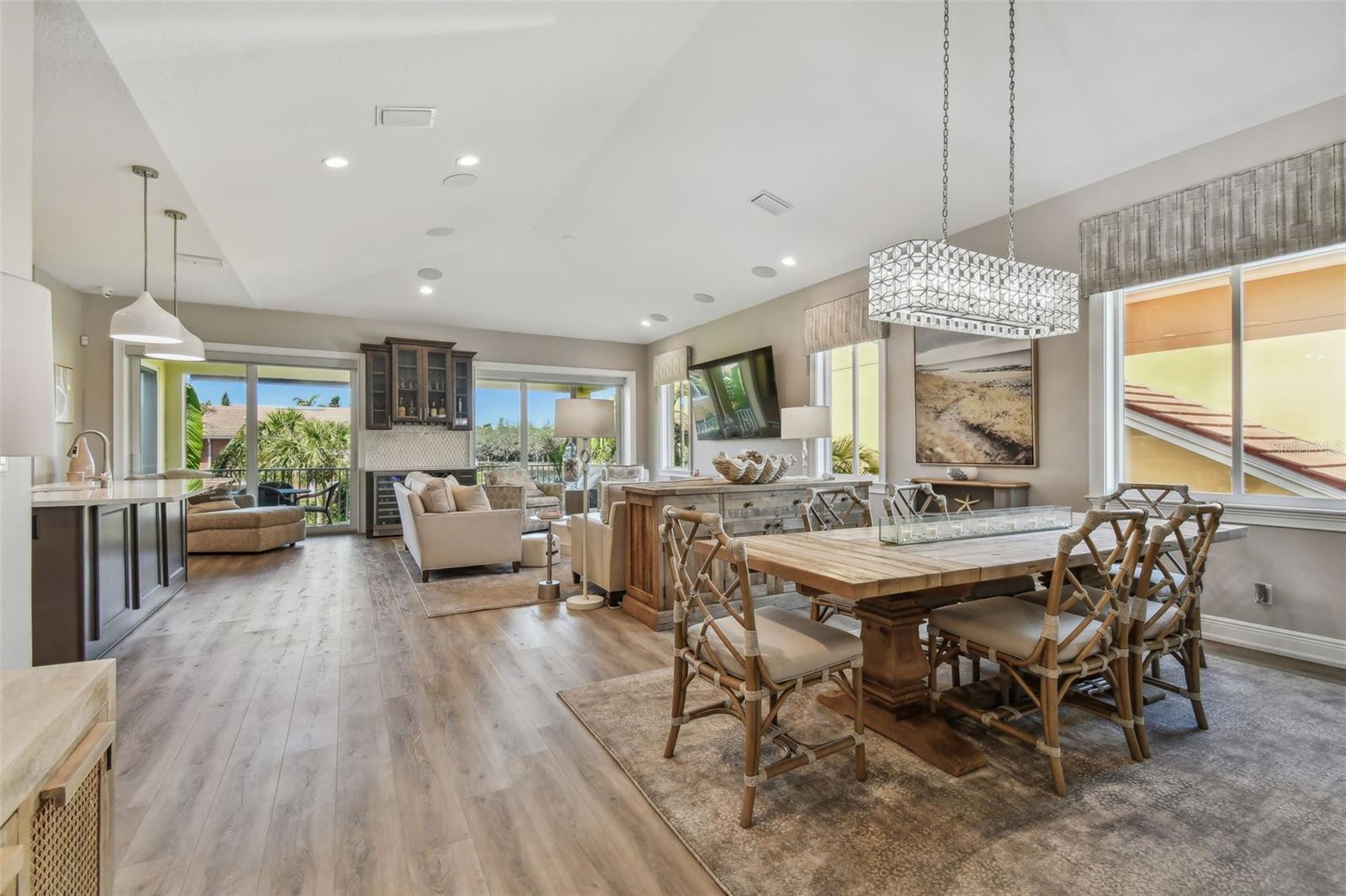 18 FRANKLIN CT S #D, ST PETERSBURG, FL, 33711