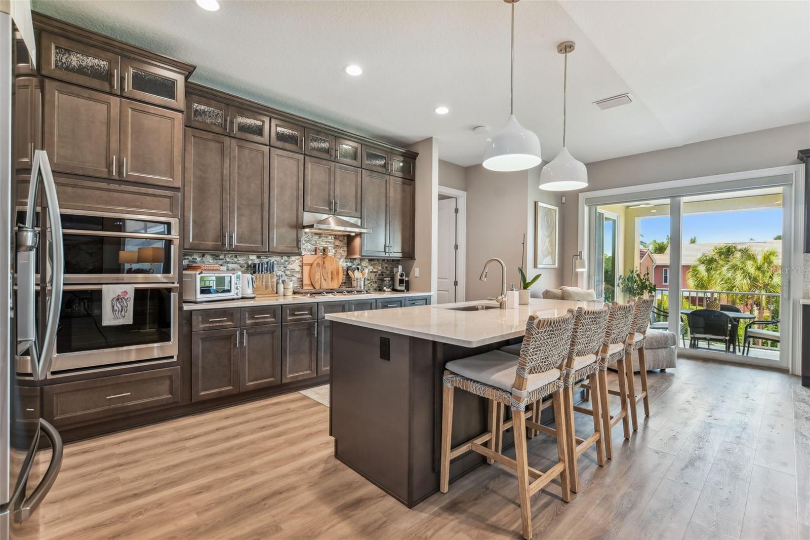 18 FRANKLIN CT S #D, ST PETERSBURG, FL, 33711