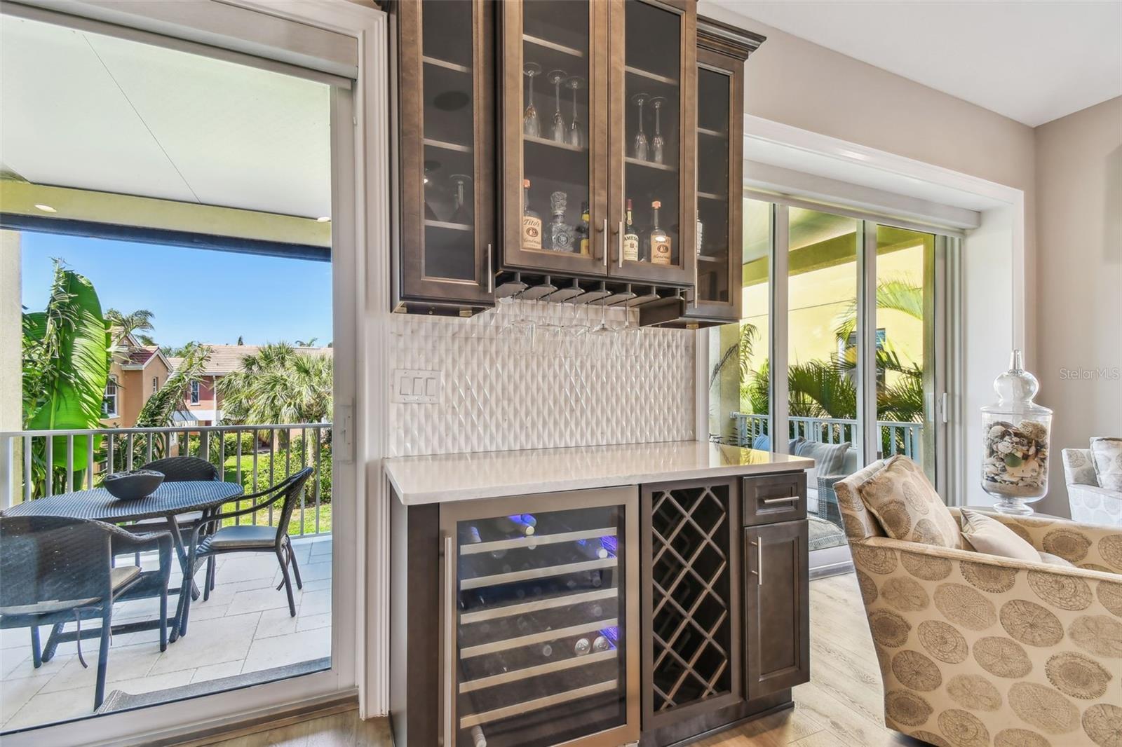 18 FRANKLIN CT S #D, ST PETERSBURG, FL, 33711