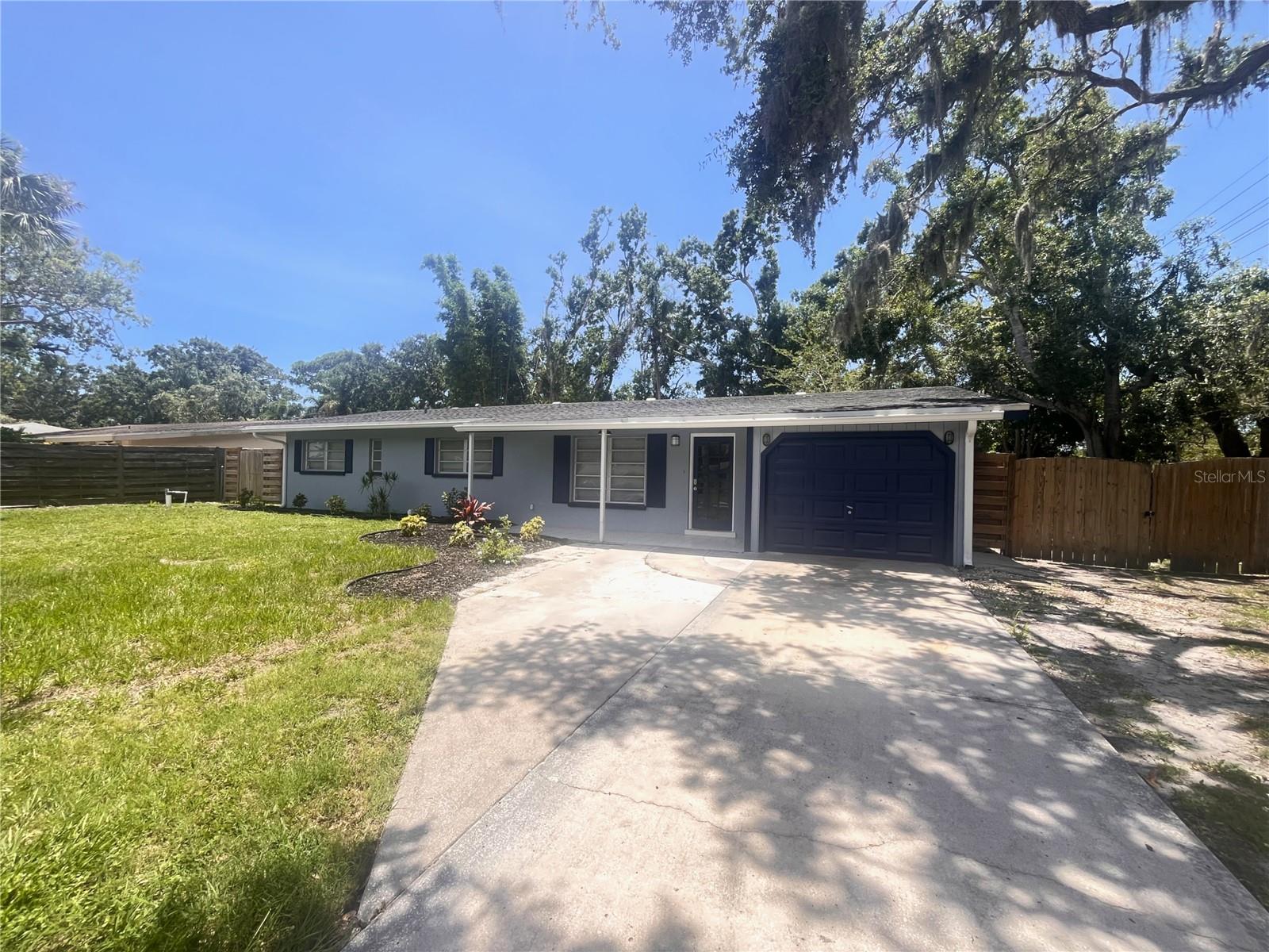 2000 CRAFT LN, SARASOTA, FL, 34239