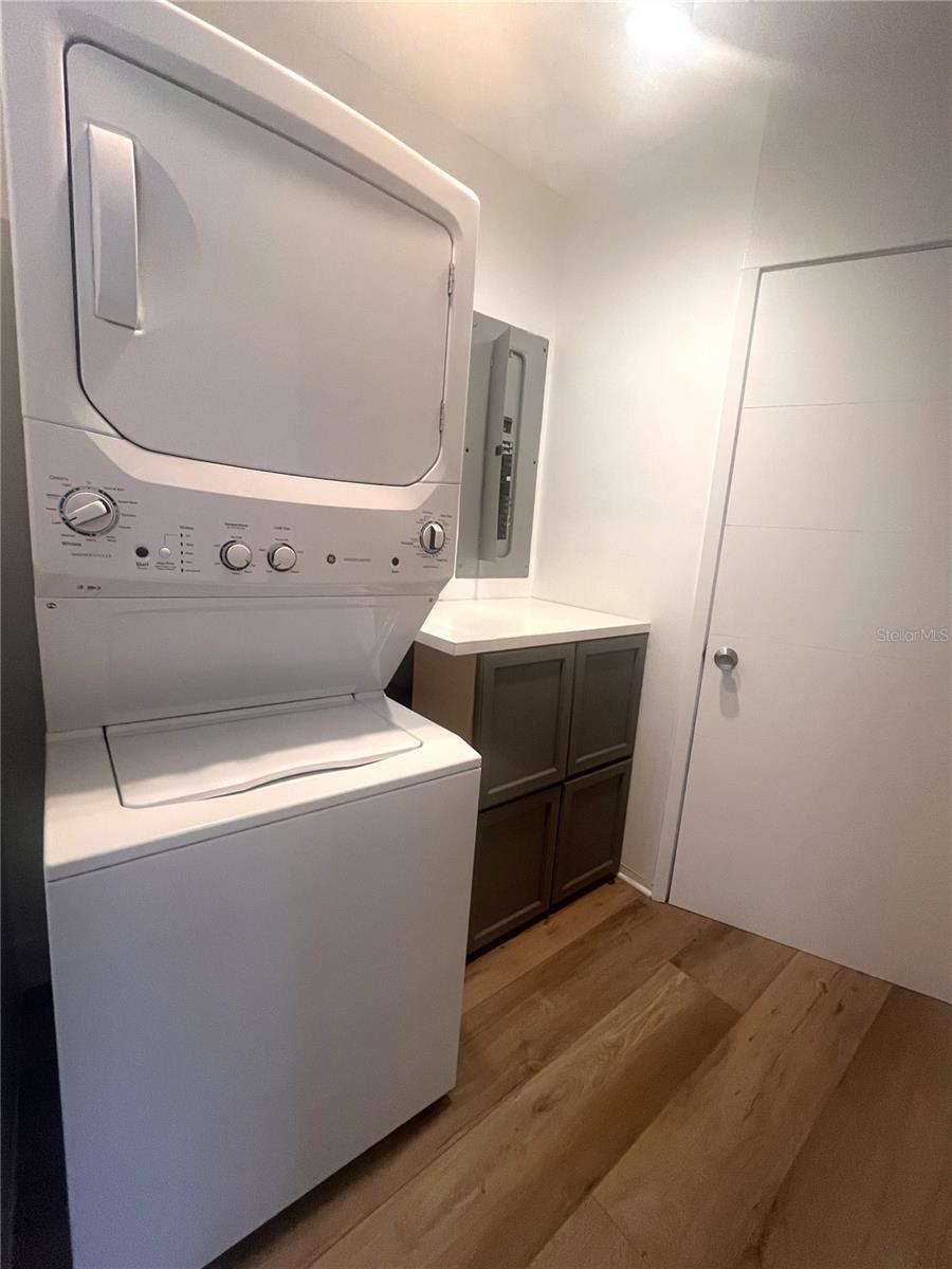 2000 CRAFT LN, SARASOTA, FL, 34239