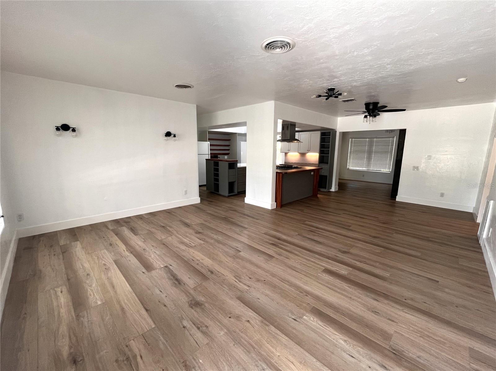 2000 CRAFT LN, SARASOTA, FL, 34239