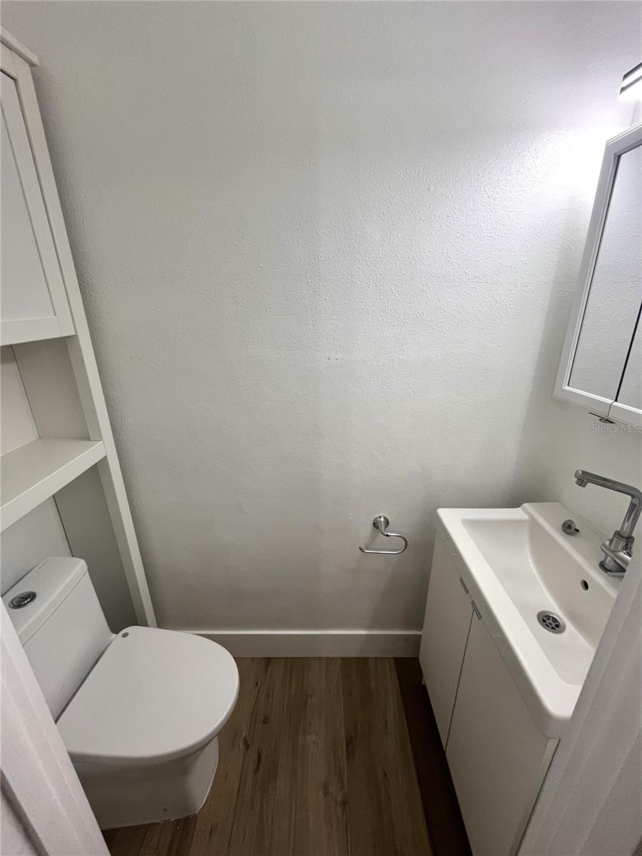 2000 CRAFT LN, SARASOTA, FL, 34239