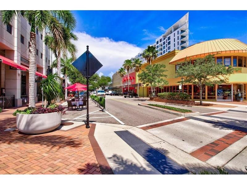 2000 CRAFT LN, SARASOTA, FL, 34239