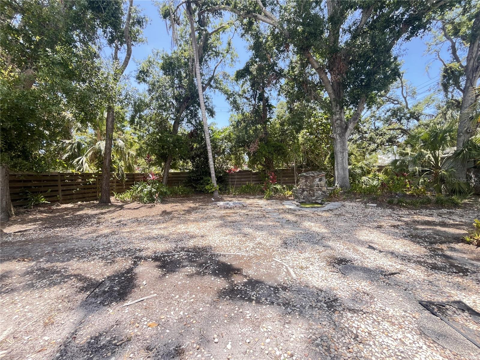 2000 CRAFT LN, SARASOTA, FL, 34239