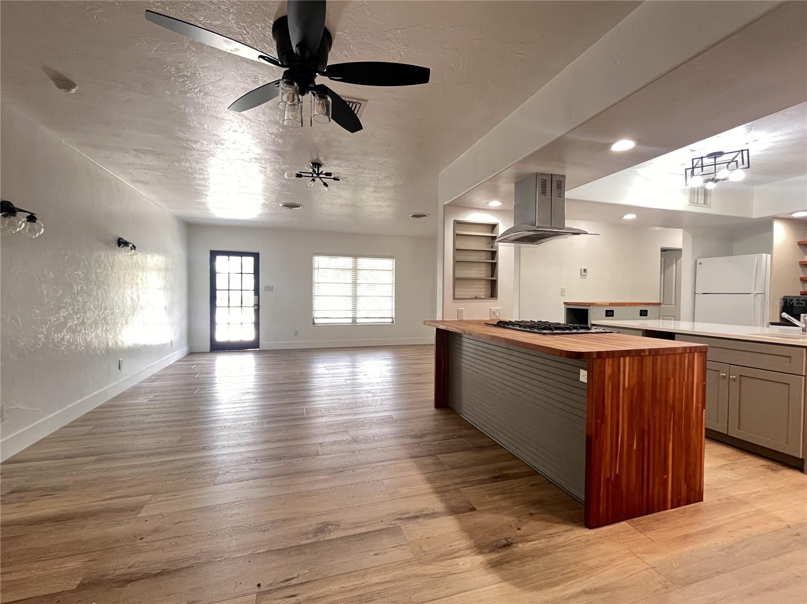 2000 CRAFT LN, SARASOTA, FL, 34239