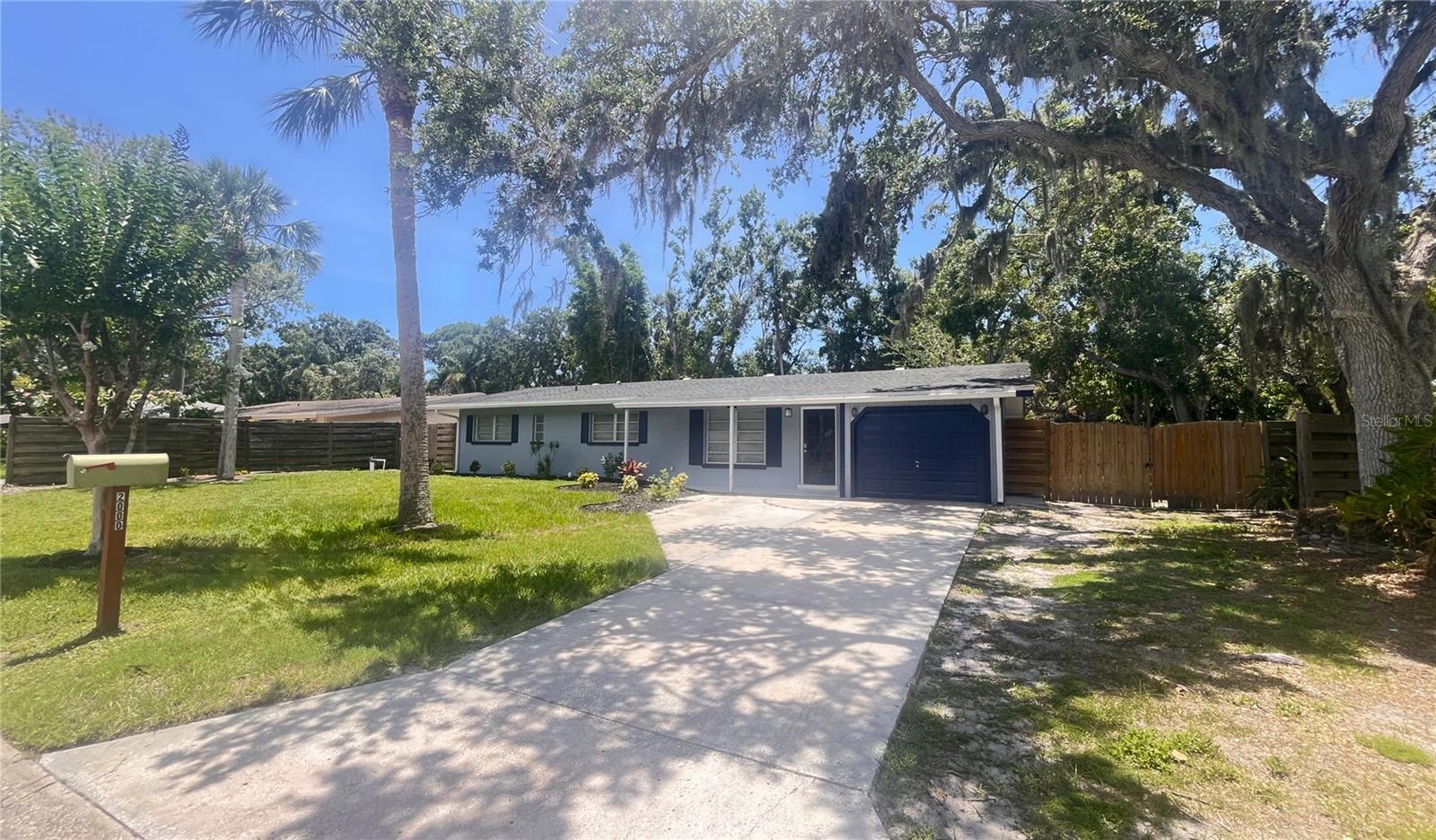 2000 CRAFT LN, SARASOTA, FL, 34239