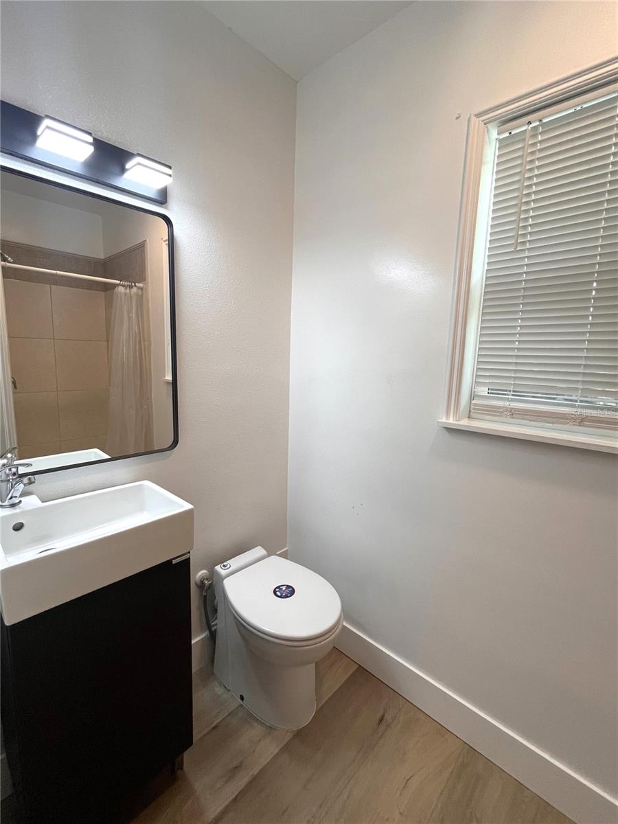 2000 CRAFT LN, SARASOTA, FL, 34239