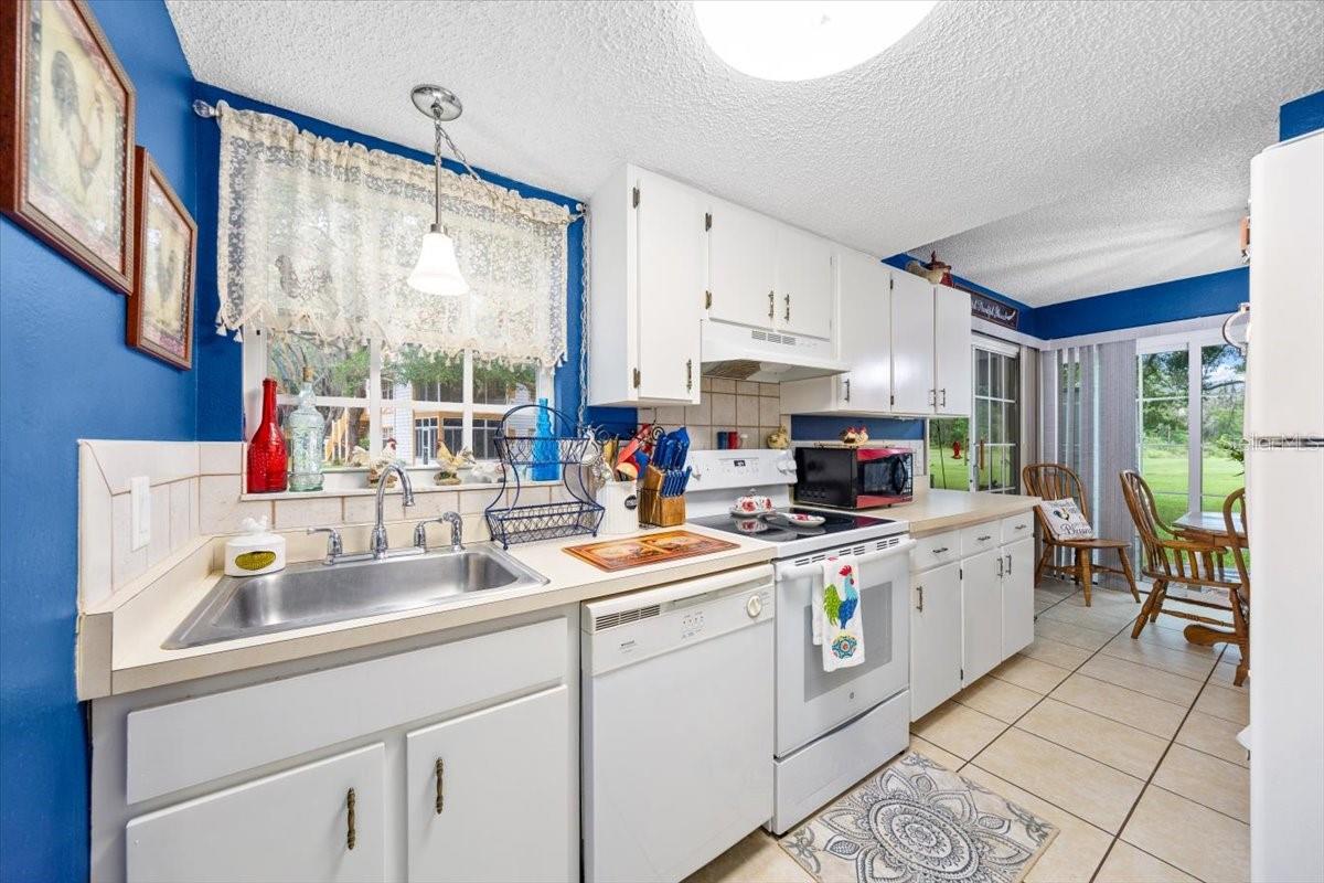 7961 MIDWAY DRIVE TER #J102, OCALA, FL, 34472