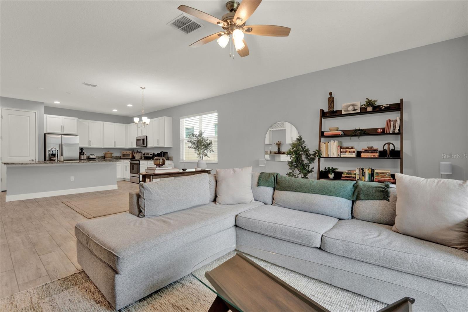 1061 CASTLEVECCHIO LOOP, ORLANDO, FL, 32825