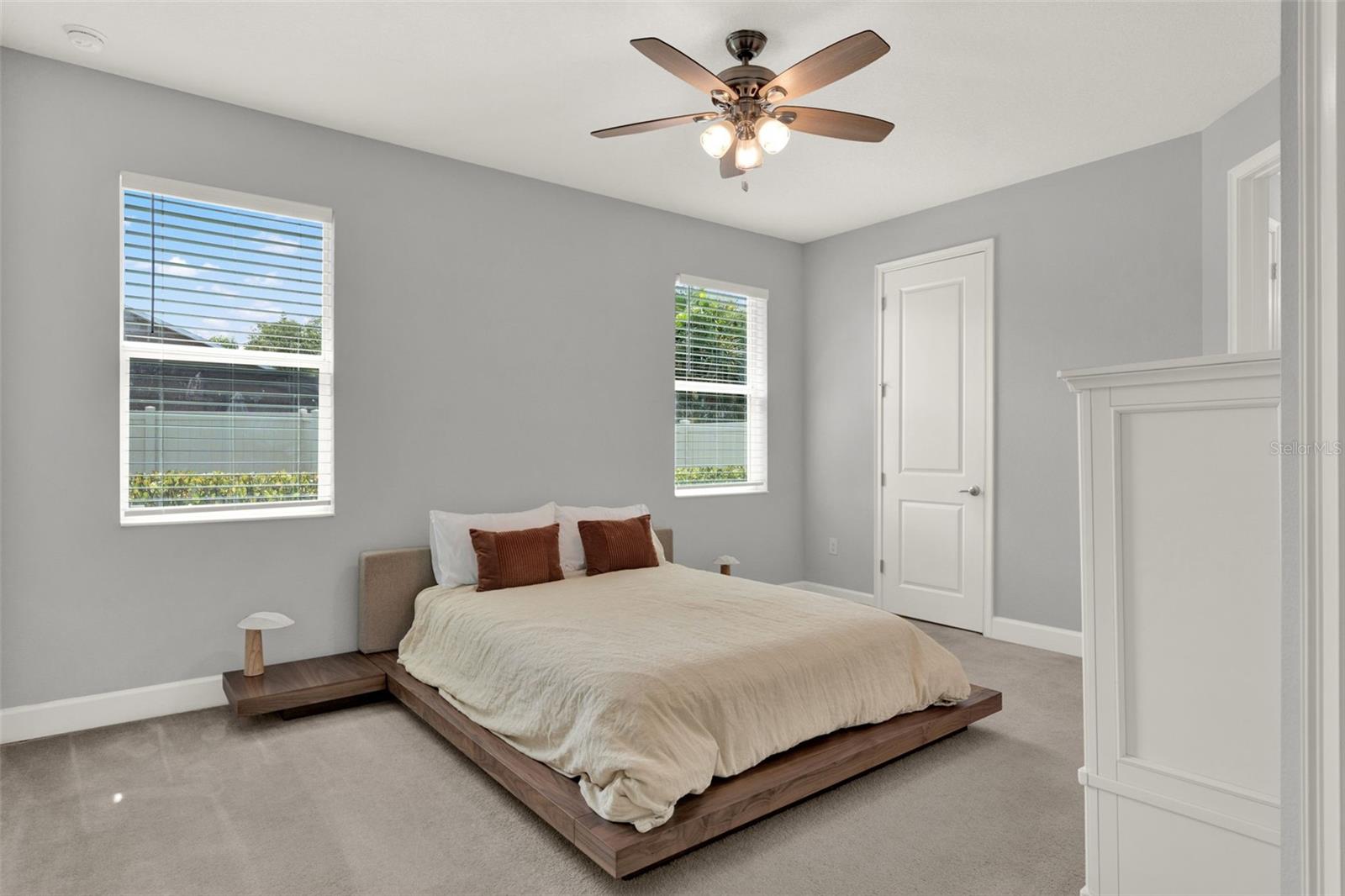 1061 CASTLEVECCHIO LOOP, ORLANDO, FL, 32825