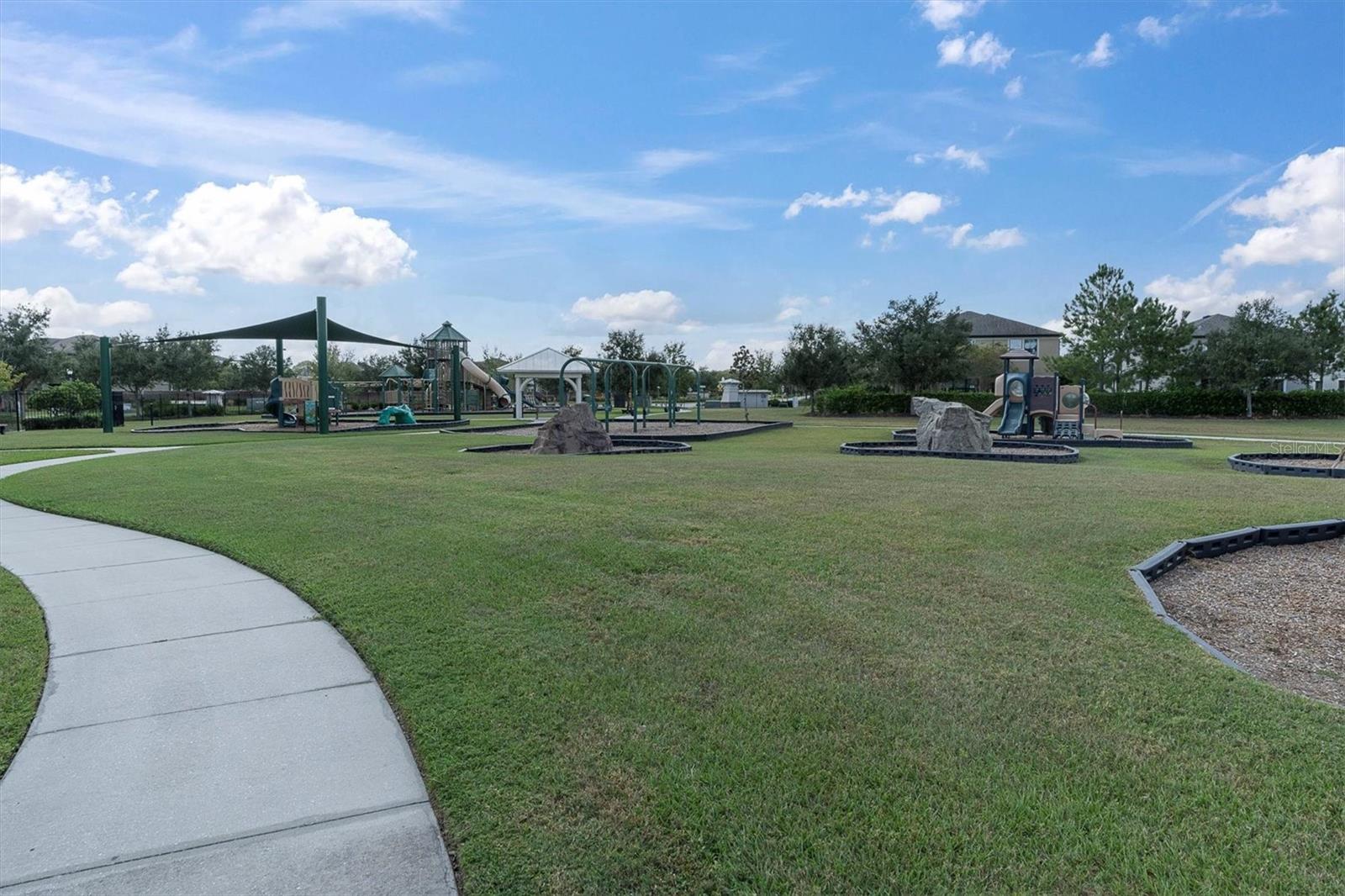 19326 LONG LAKE RANCH BLVD, LUTZ, FL, 33558