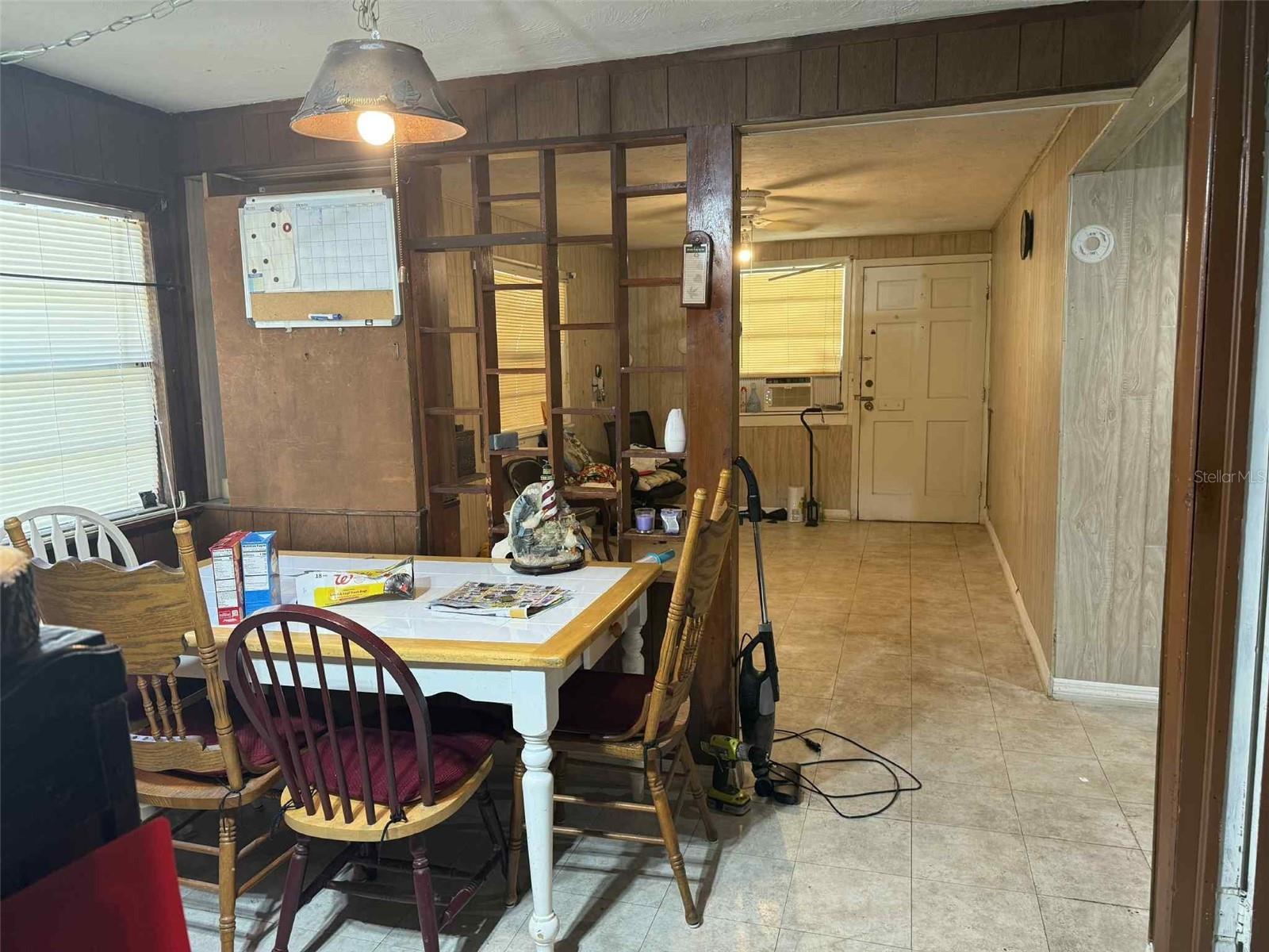 5807 N HALE AVE, TAMPA, FL, 33614