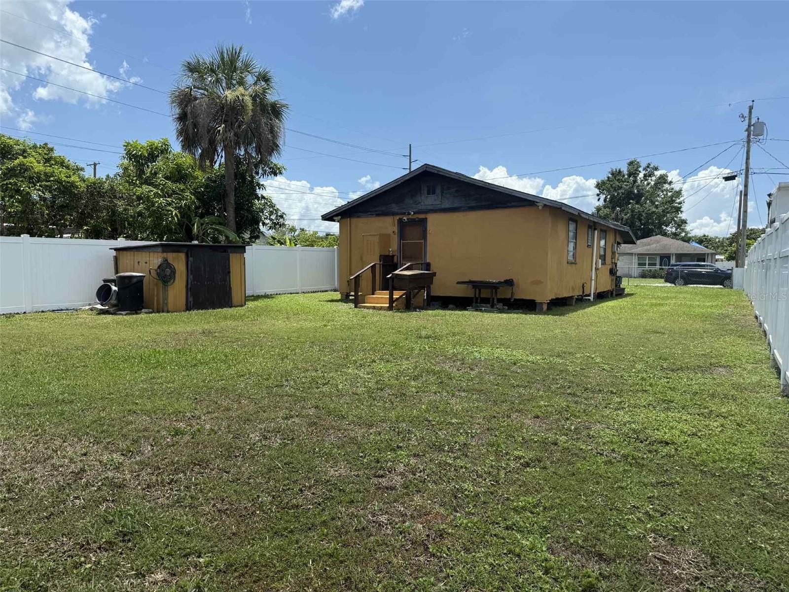 5807 N HALE AVE, TAMPA, FL, 33614